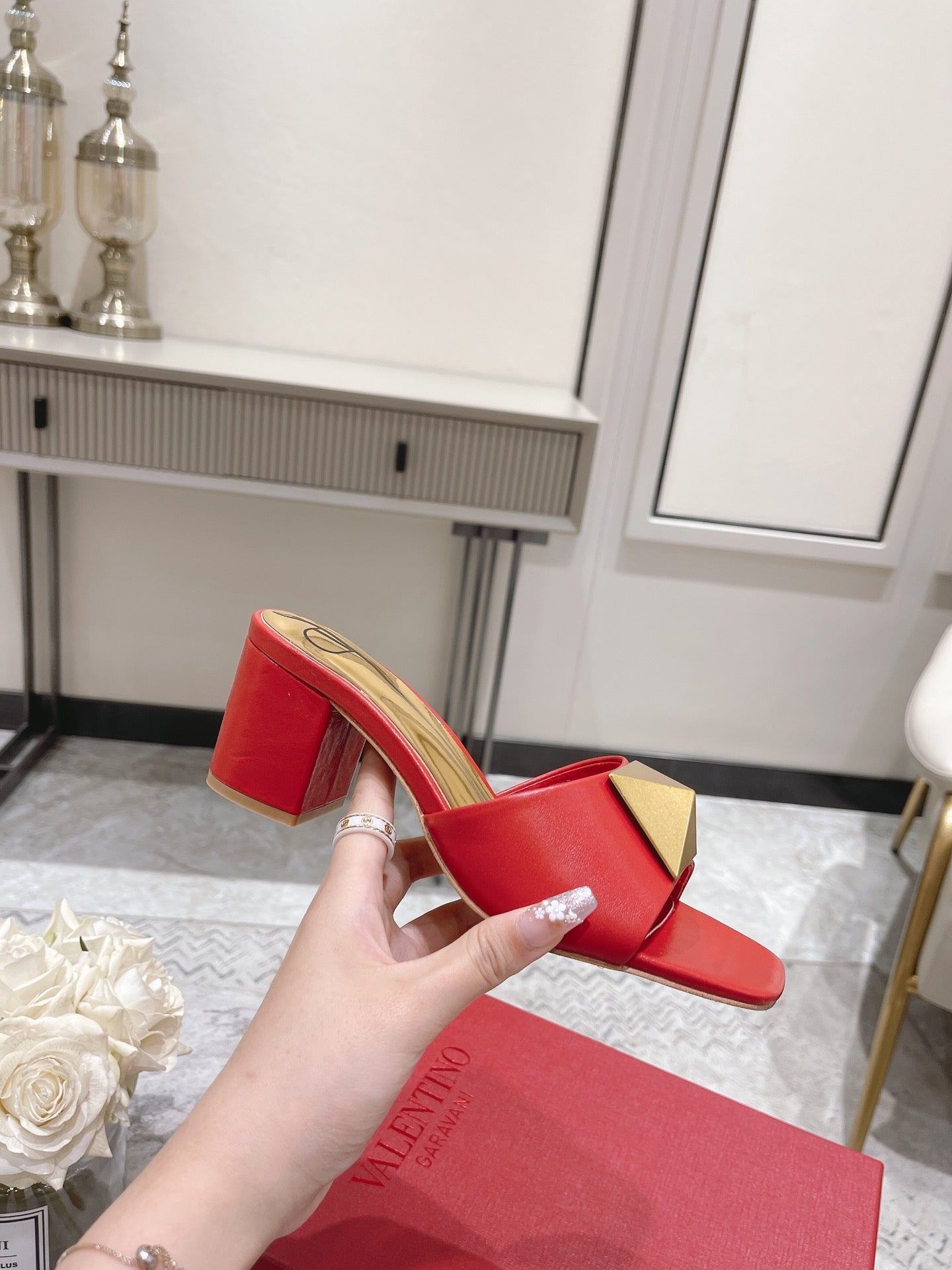 ONE STUD HEELED MULE 60 MM IN CHERRY RED CALFSKIN - 34