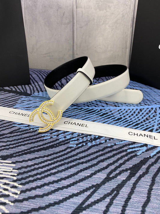 CHANEL 25S BELT 30 MM IN WHITE CALFSKIN WITH GOLD HARDWARE 615098 - 30