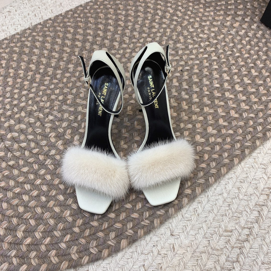 HIGH HEELS SQUARE TOE IN WHITE MINK FUR - 35