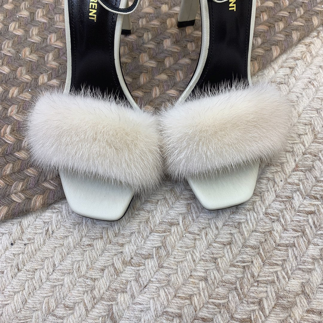 HIGH HEELS SQUARE TOE IN WHITE MINK FUR - 35