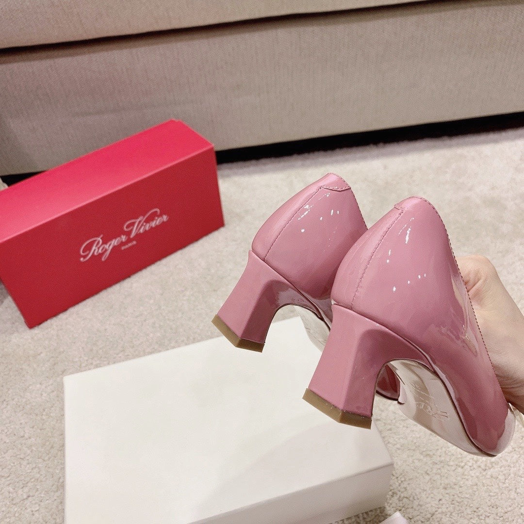 BELLE VIVIER PUMPS IN PASTEL PINK GLOSSY CALFSKIN GOLD BUCKLE - 34