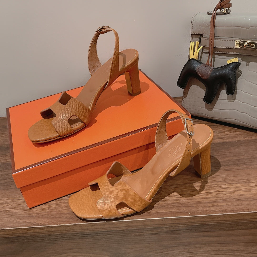 HOLY 75 SANDAL IN CINNAMON BROWN GRAINED CALFSKIN - 35