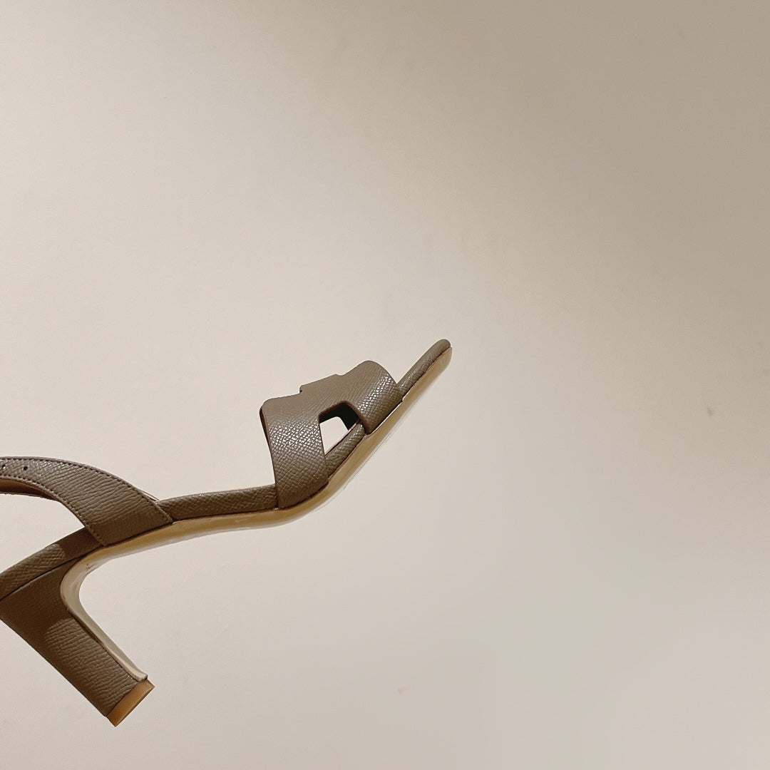 HOLY 75 SANDAL IN MEDIUM BROWN GRAINED CALFSKIN - 35