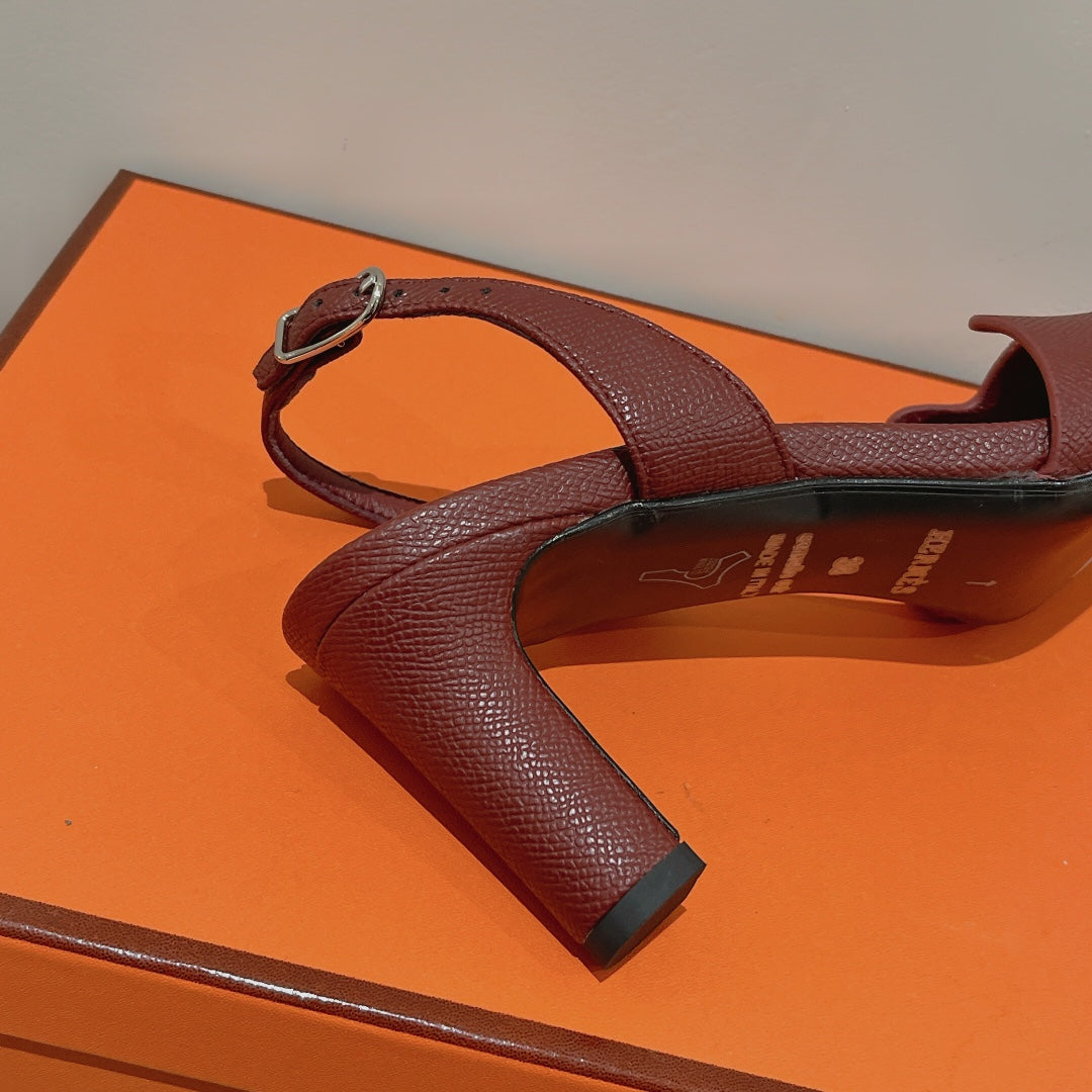 HOLY 75 SANDAL IN BERRY RED GRAINED CALFSKIN - 35