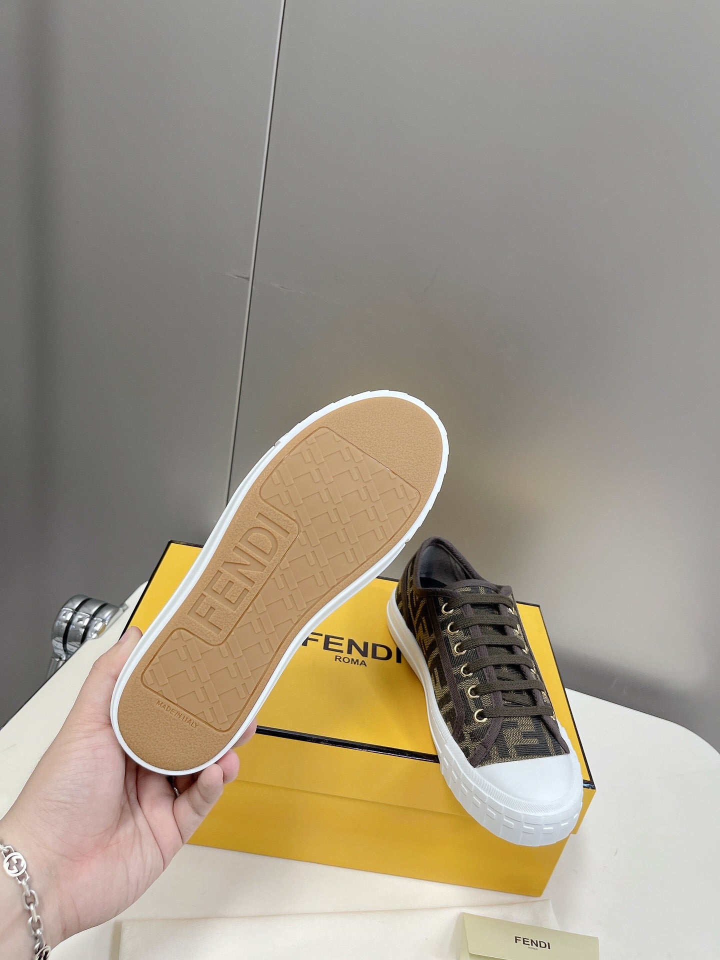 FENDI DOMINO MOTIF LOW-TOP SNEAKERS IN BROWN CANVAS - 35