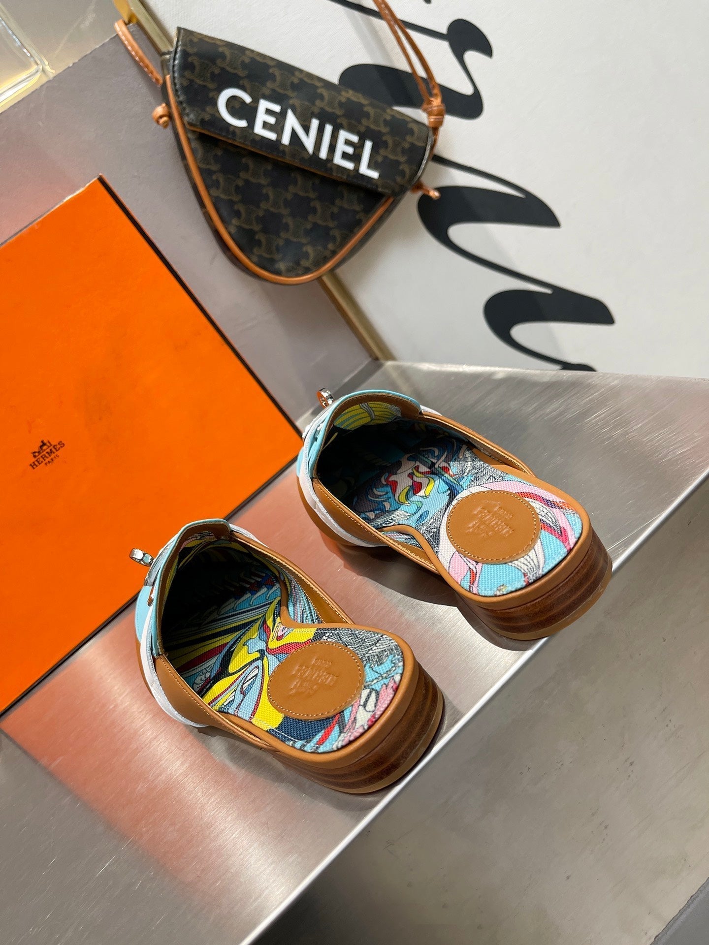 0Z MULE CARAMEL AND SKY CALFSKIN WITH PATTERN - 35