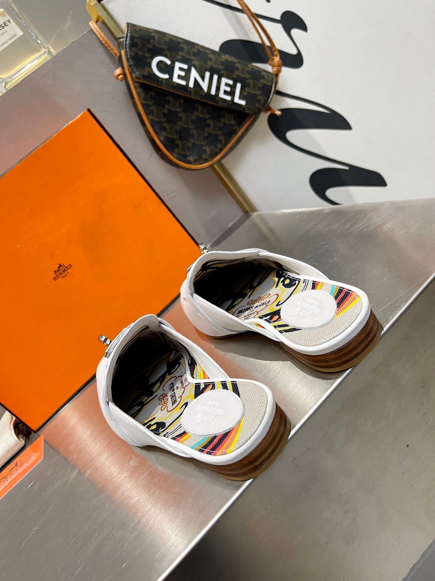 0Z MULE WHITE CALFSKIN WITH BLACK PATTERN - 35