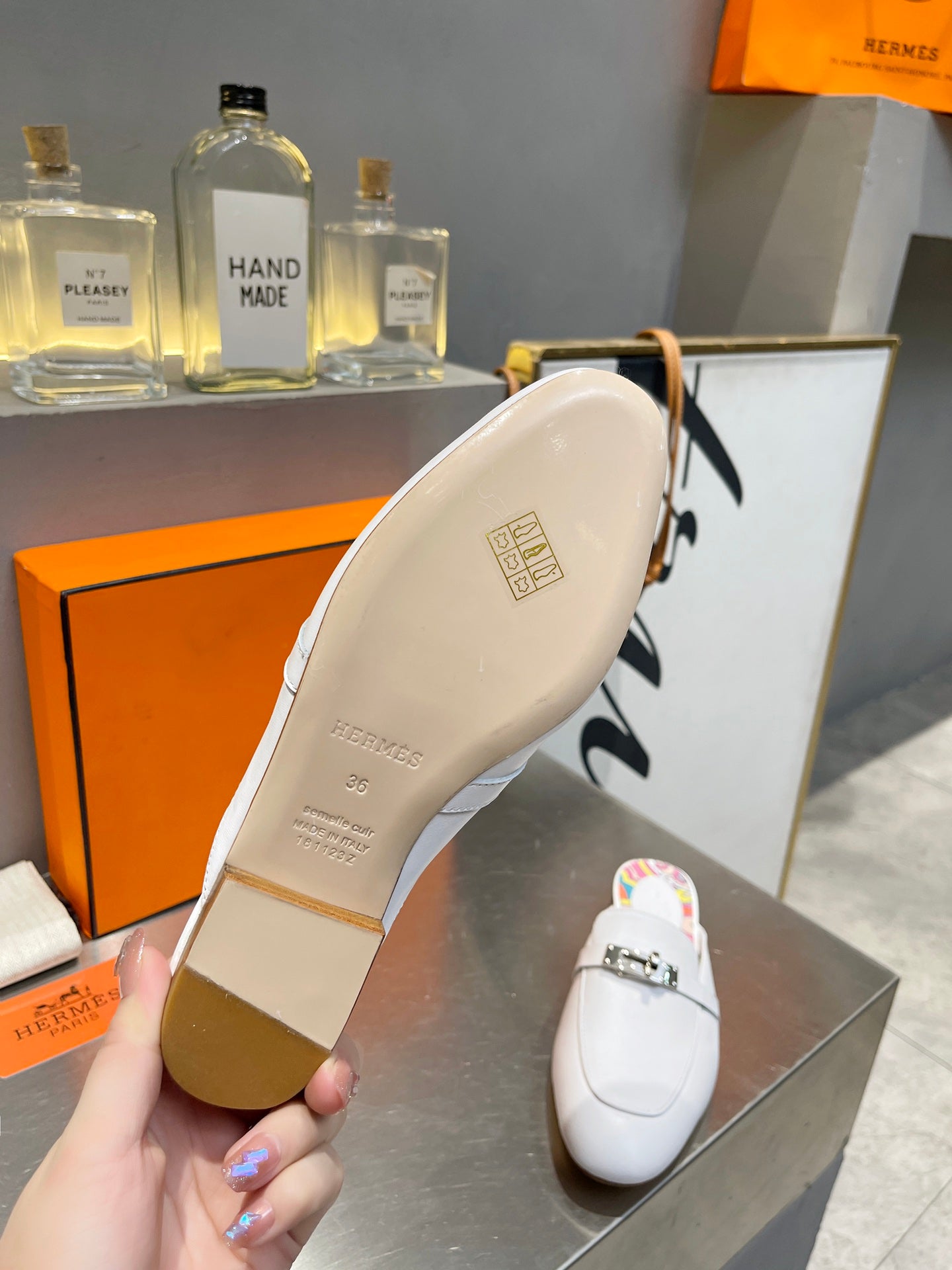 0Z MULE WHITE CALFSKIN WITH PATTERN - 35