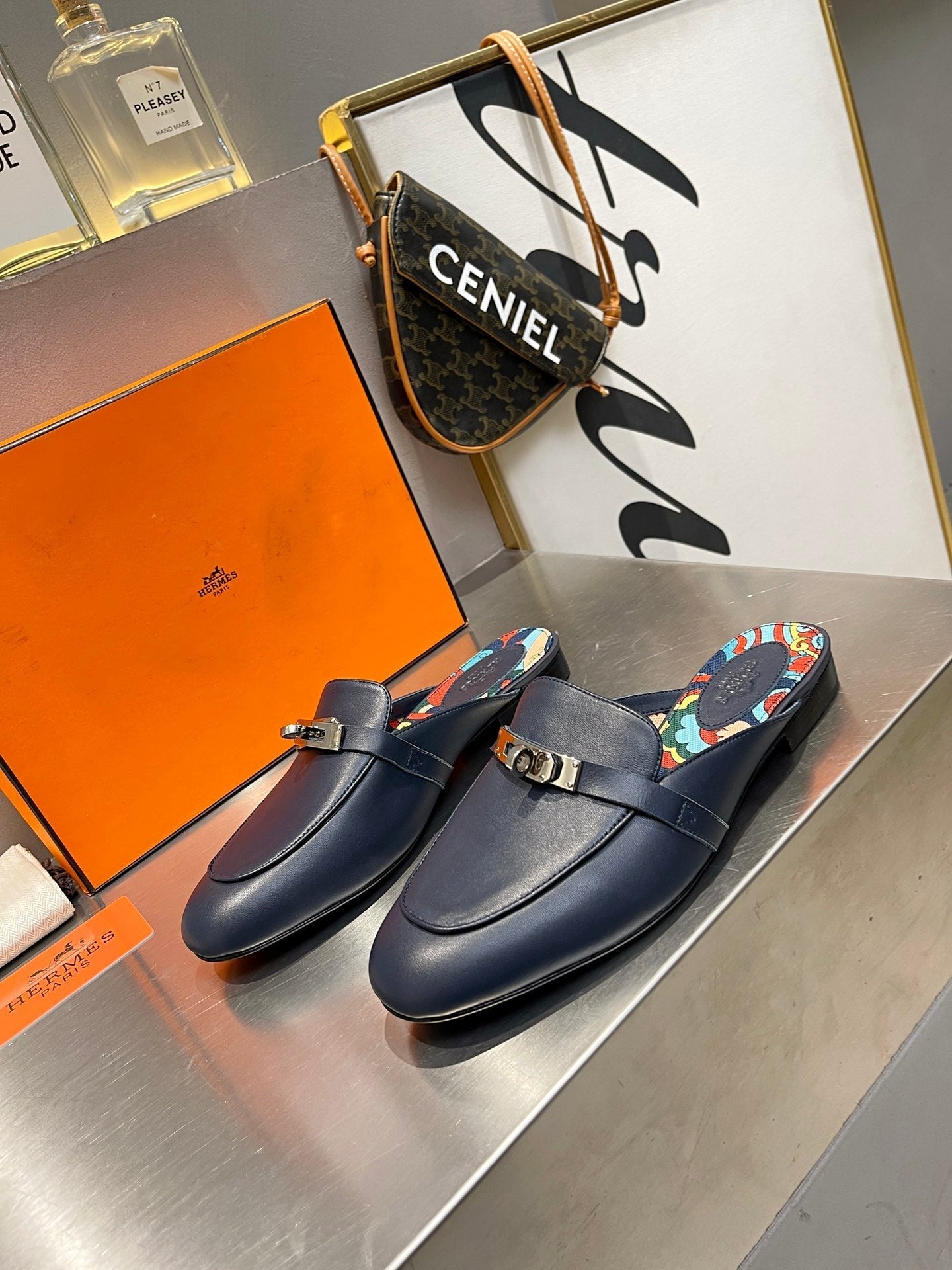 0Z MULE INDIGO CALFSKIN WITH PATTERN - 35