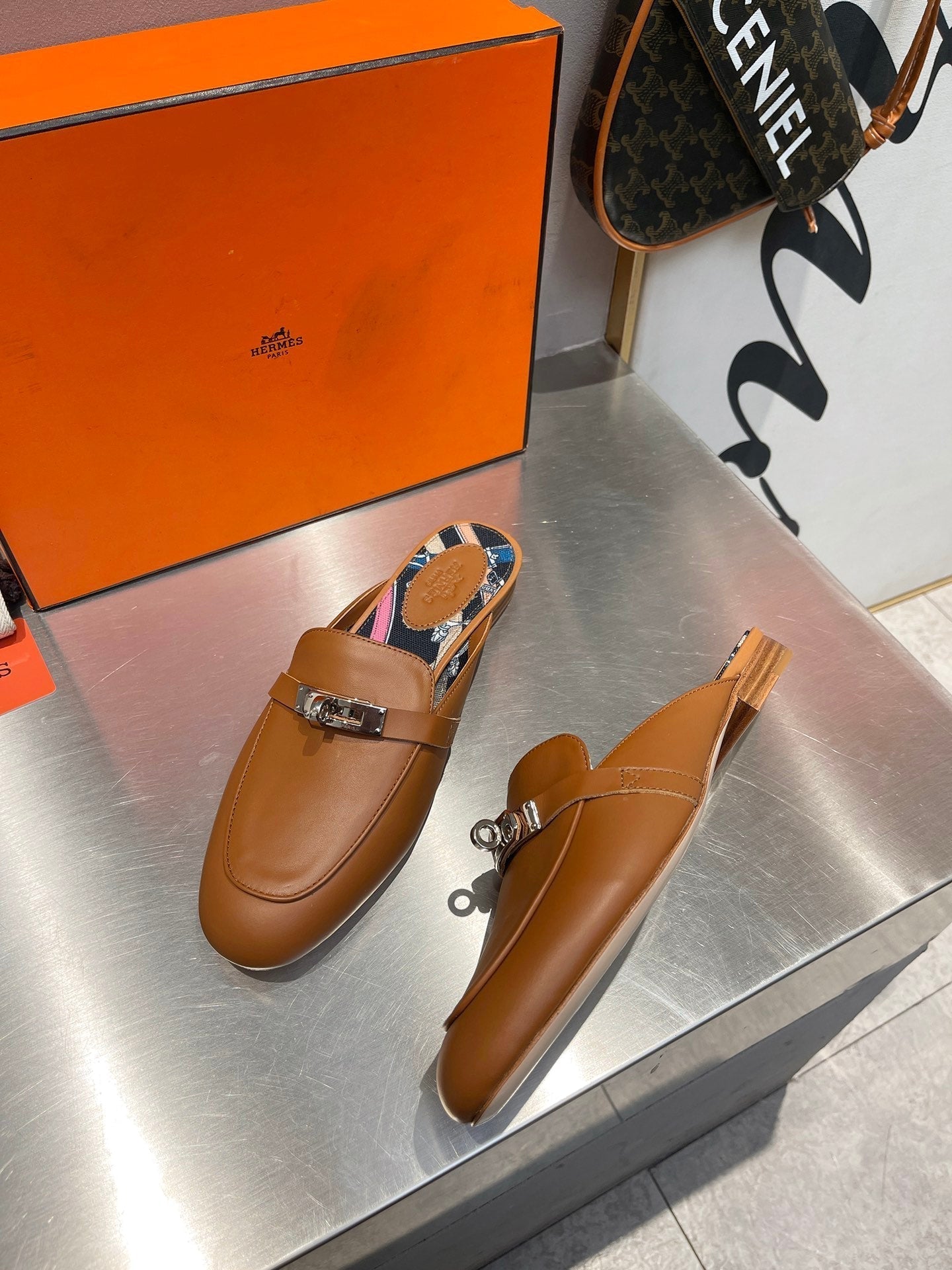 0Z MULE CARAMEL CALFSKIN WITH BLACK PATTERN - 35
