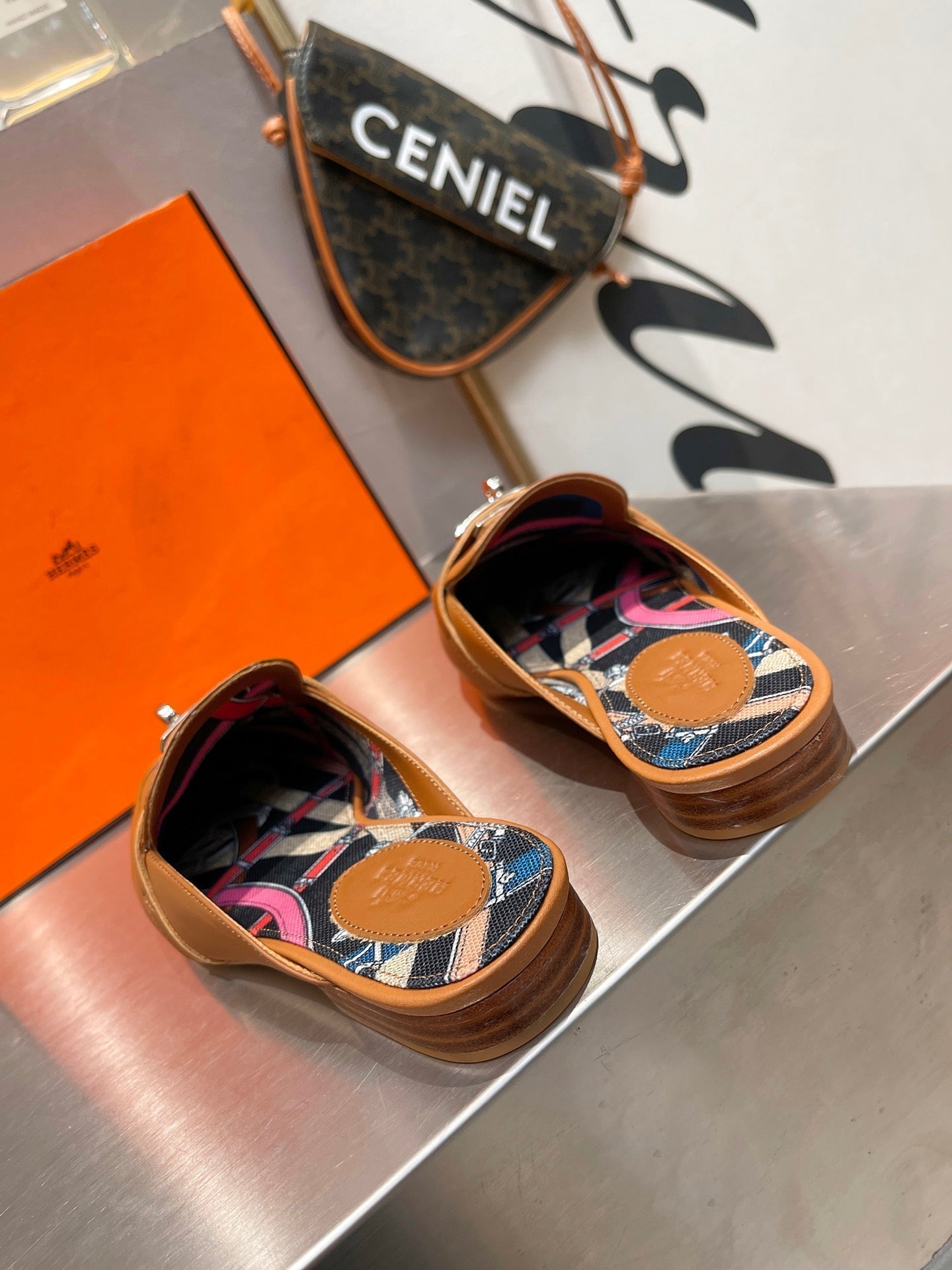 0Z MULE CARAMEL CALFSKIN WITH BLACK PATTERN - 35