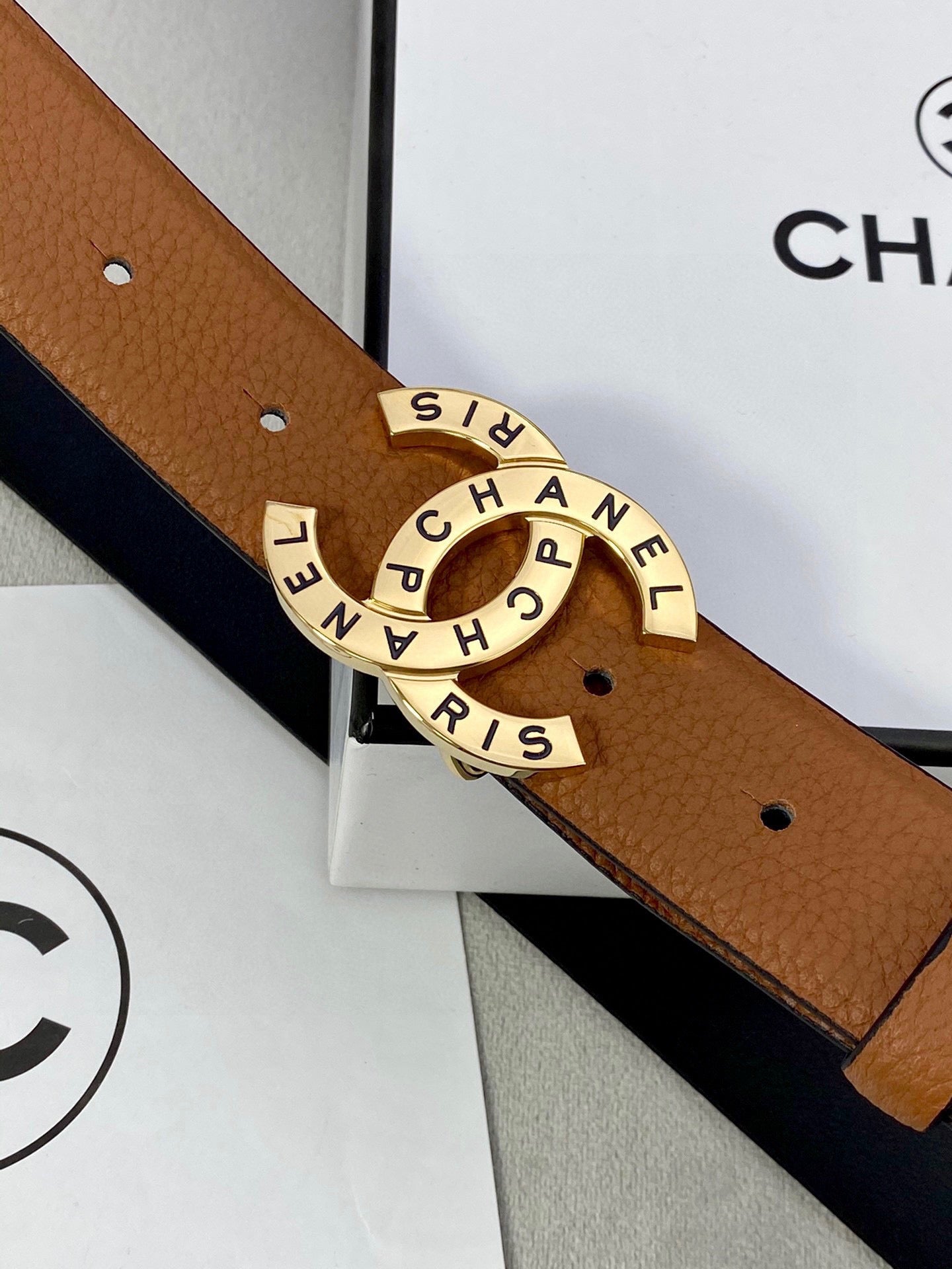 CC 30MM BELT IN BRONZE BROWN SMOOTH CALFSKIN WITH GOLD HARDWARE - 30