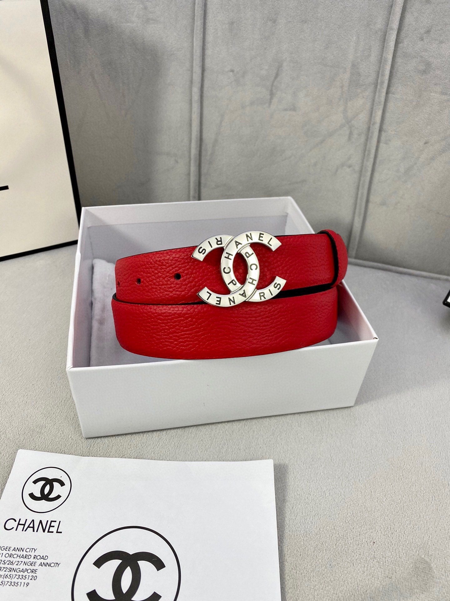CC 30MM BELT IN CHERRY RED SMOOTH CALFSKIN WITH SILVER HARDWARE - 30