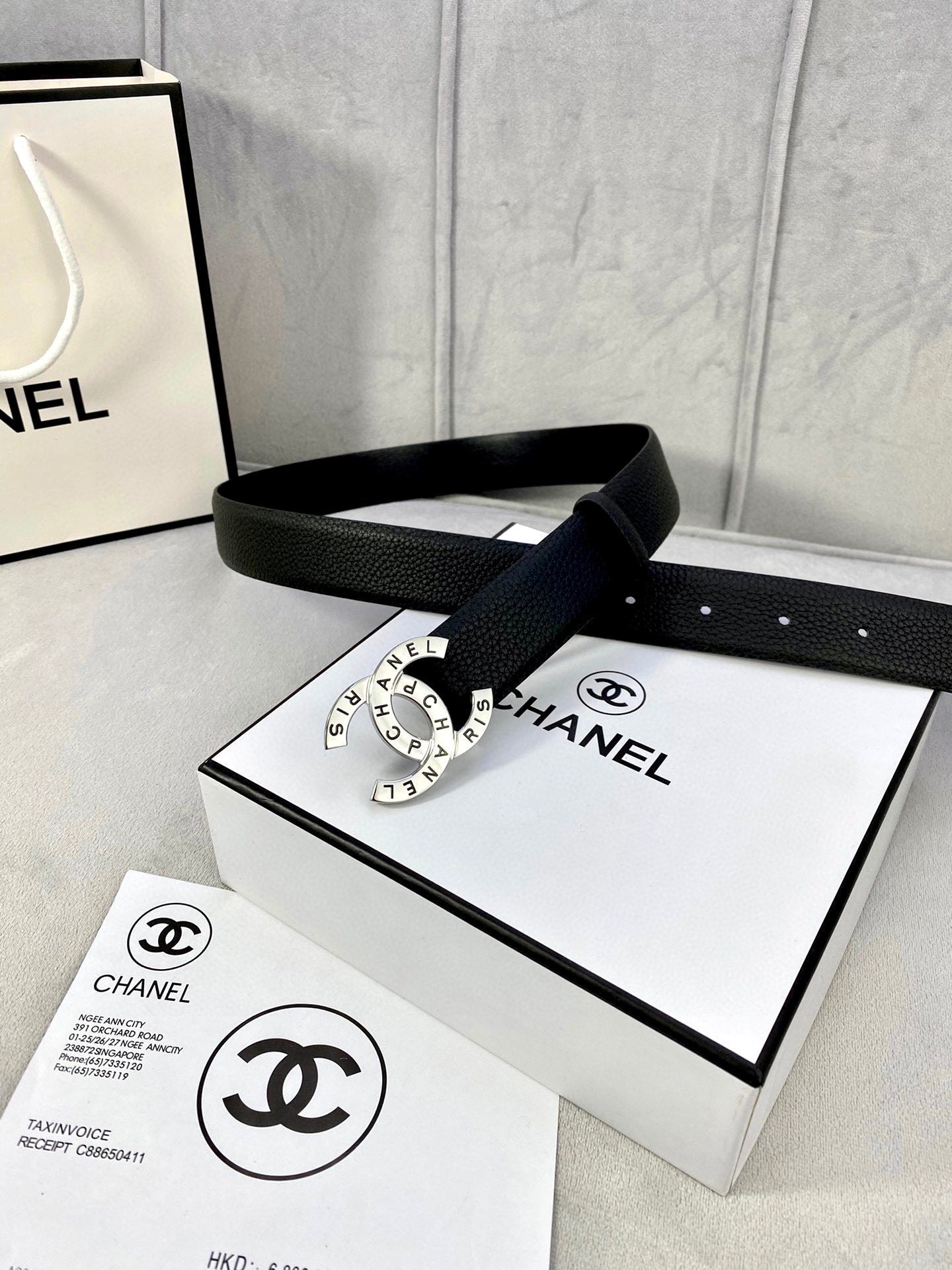 CC 30MM BELT IN BLACK SMOOTH CALFSKIN WITH SILVER HARDWARE - 30