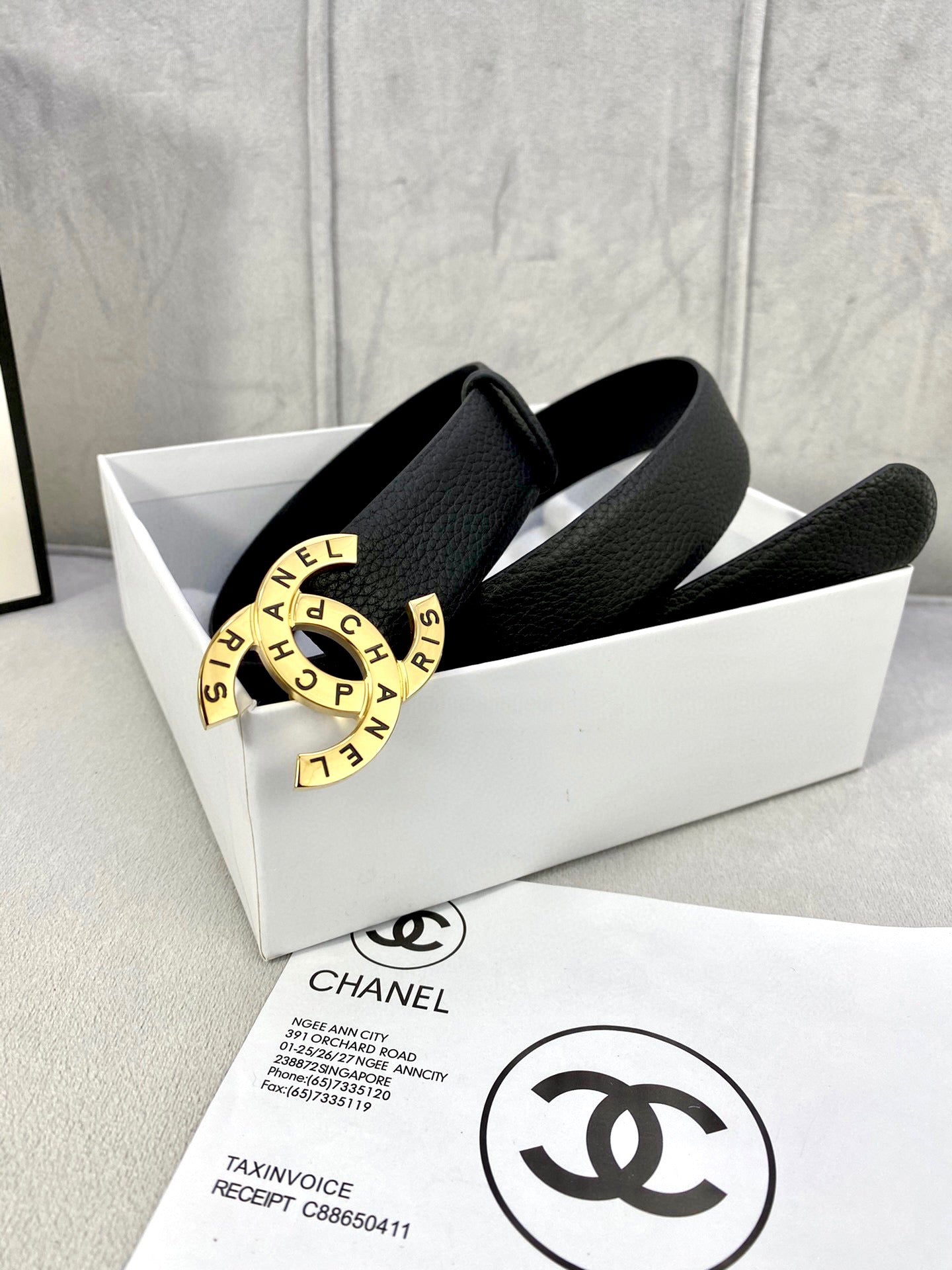 CC 30MM BELT IN BLACK SMOOTH CALFSKIN WITH GOLD HARDWARE - 30