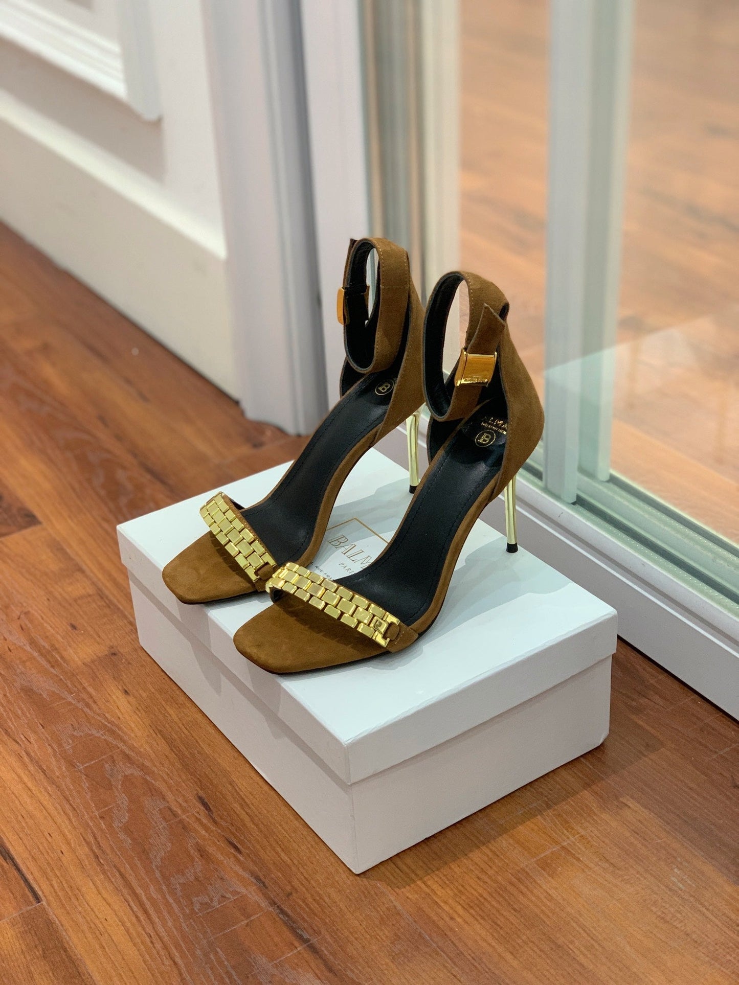 BALMAIN 25S METAL STRAP HIGH HEELS 95MM IN BROWN SUEDE GOLD HARDWARE - 35