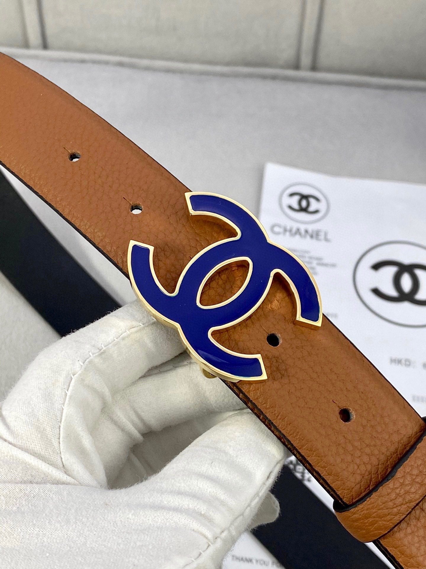 CC 30MM BELT IN BRONZE BROWN GRAINED CALFSKIN WITH NAVY BLUE METAL LOGO - 30