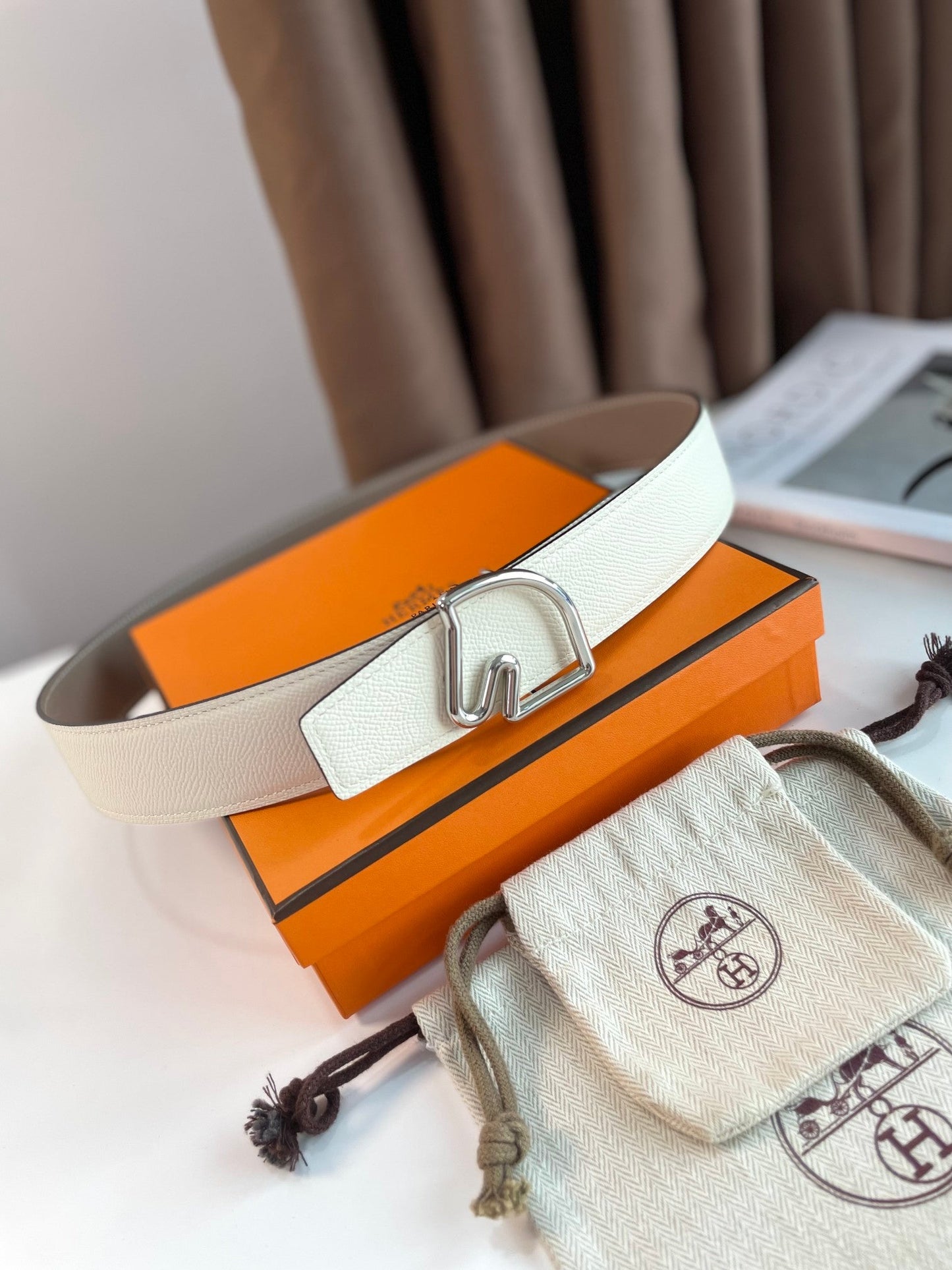 BOUCLE BELT BUCKLE & REVERSIBLE KHAKI BROWN AND WHITE LEATHER STRAP 38MM SILVER HARDWARE - 30