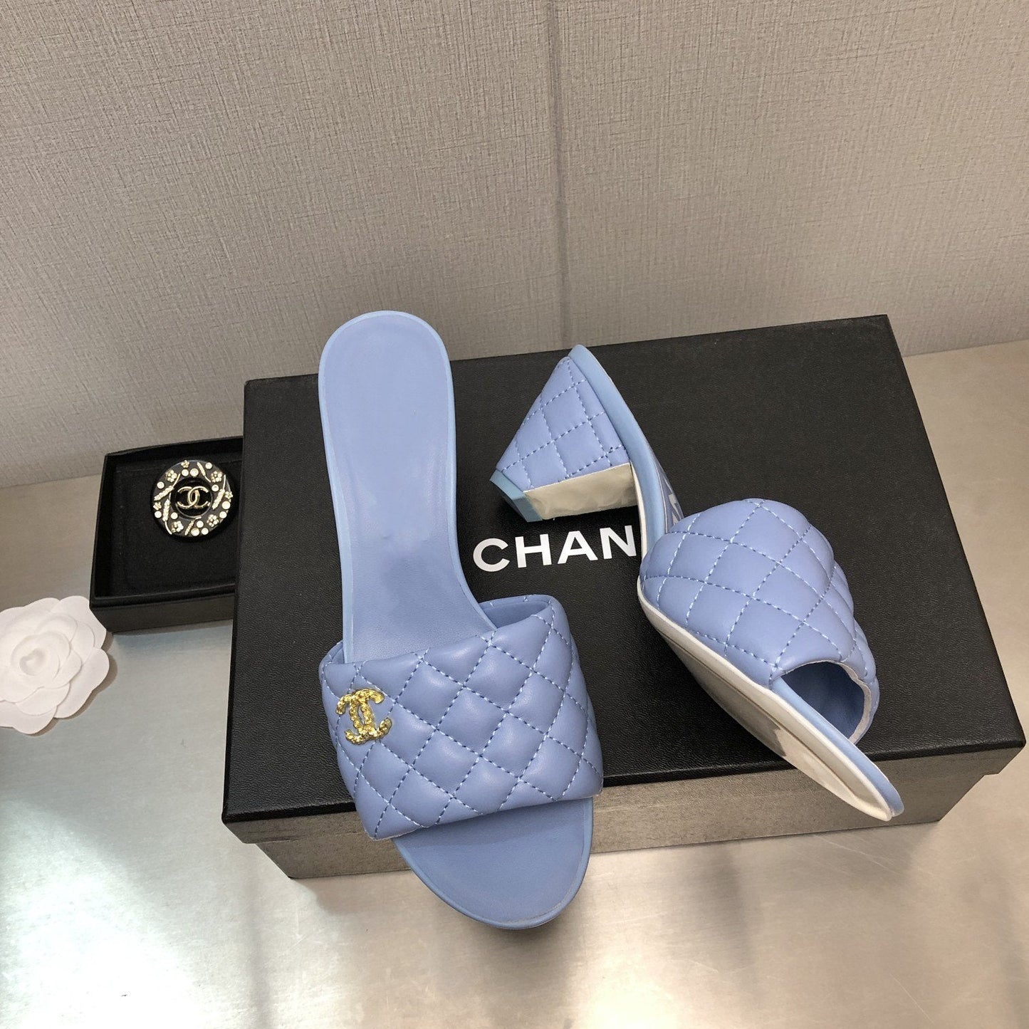 cc rev cone heel mule slide sandal cloud blue quilted lambskin 6cm - 35