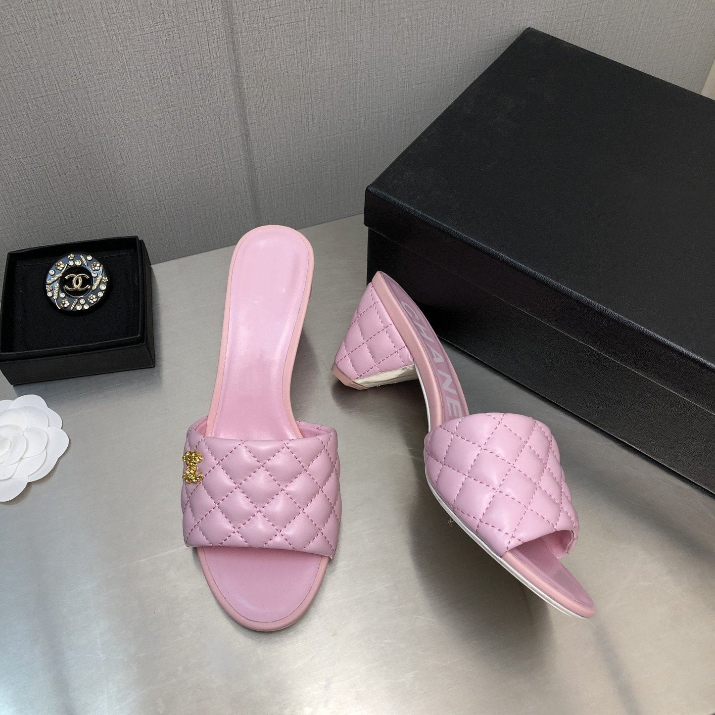 cc rev cone heel mule slide sandal pink quilted lambskin 6cm - 35