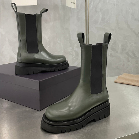 LUG CHELSEA BOOT IN ARMY GREEN CALFSKIN - 34