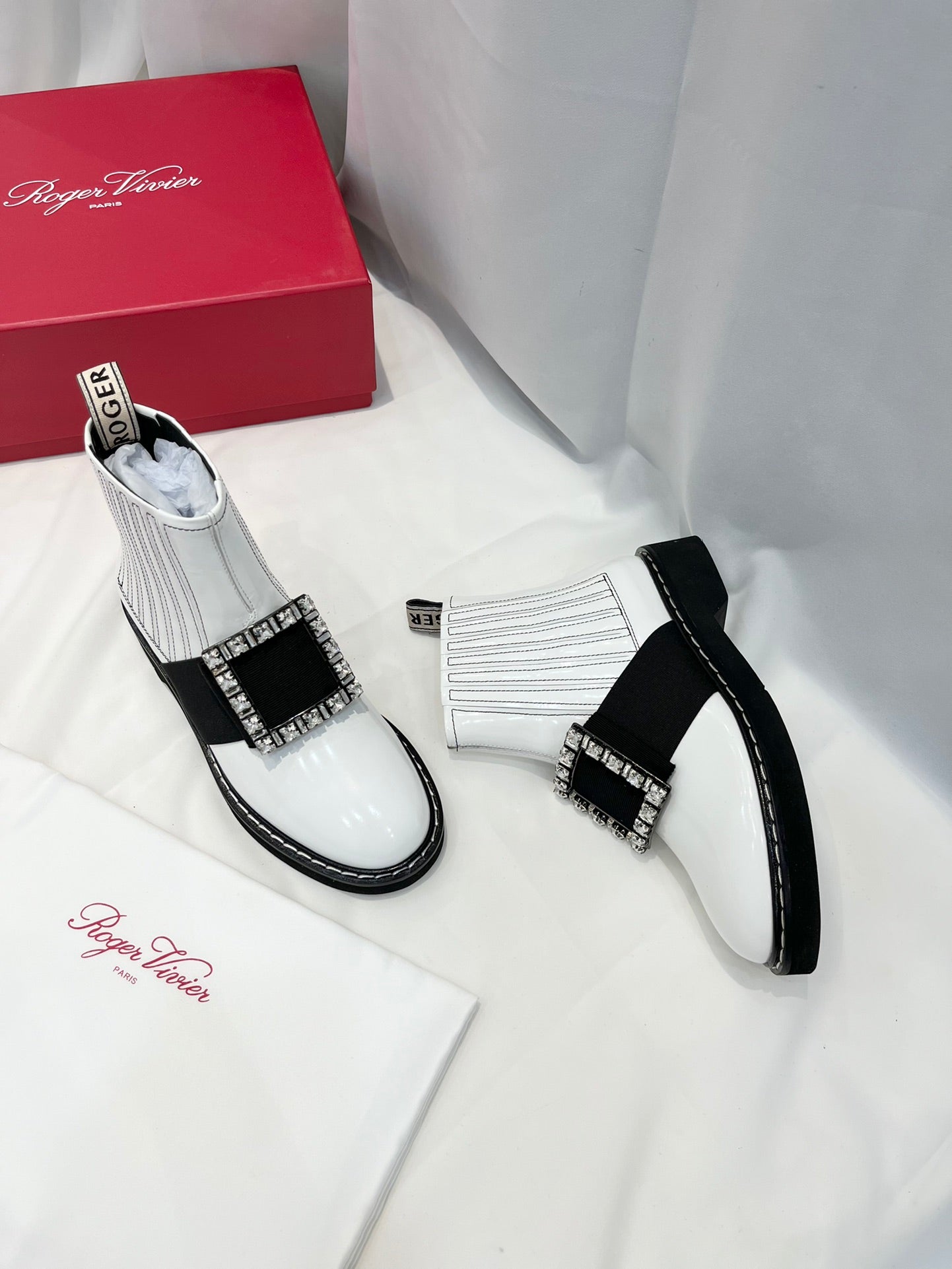 VIV' RANGERS CHELSEA BOOTIES IN WHITE CALFSKIN CRYSTAL BUCKLE - 34