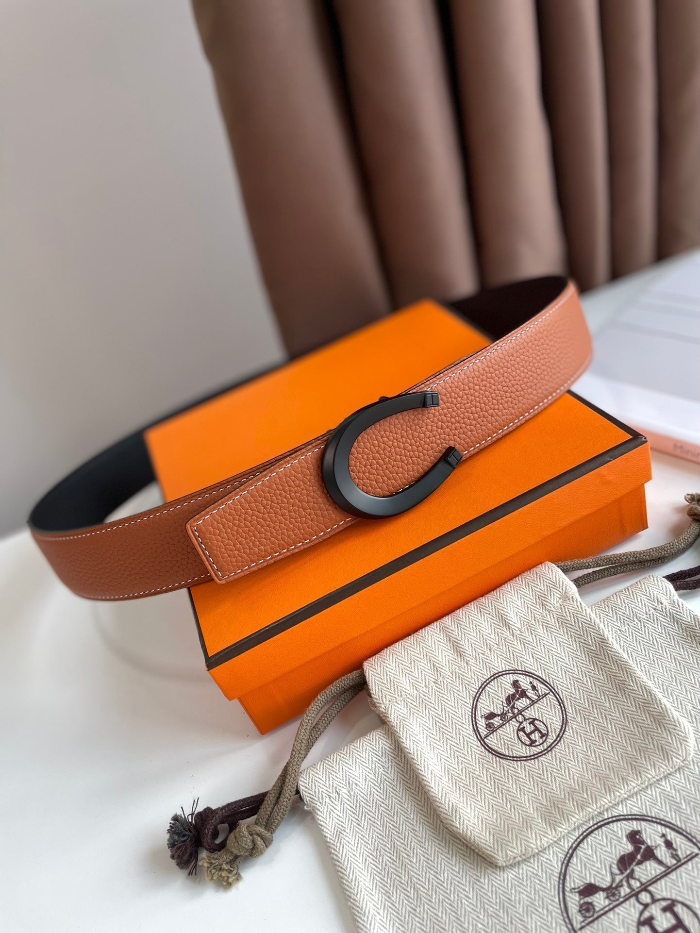 HM LUCK BELT BUCKLE & REVERSIBLE GINGER ORANGE AND BLACK LEATHER STRAP 38MM - 30