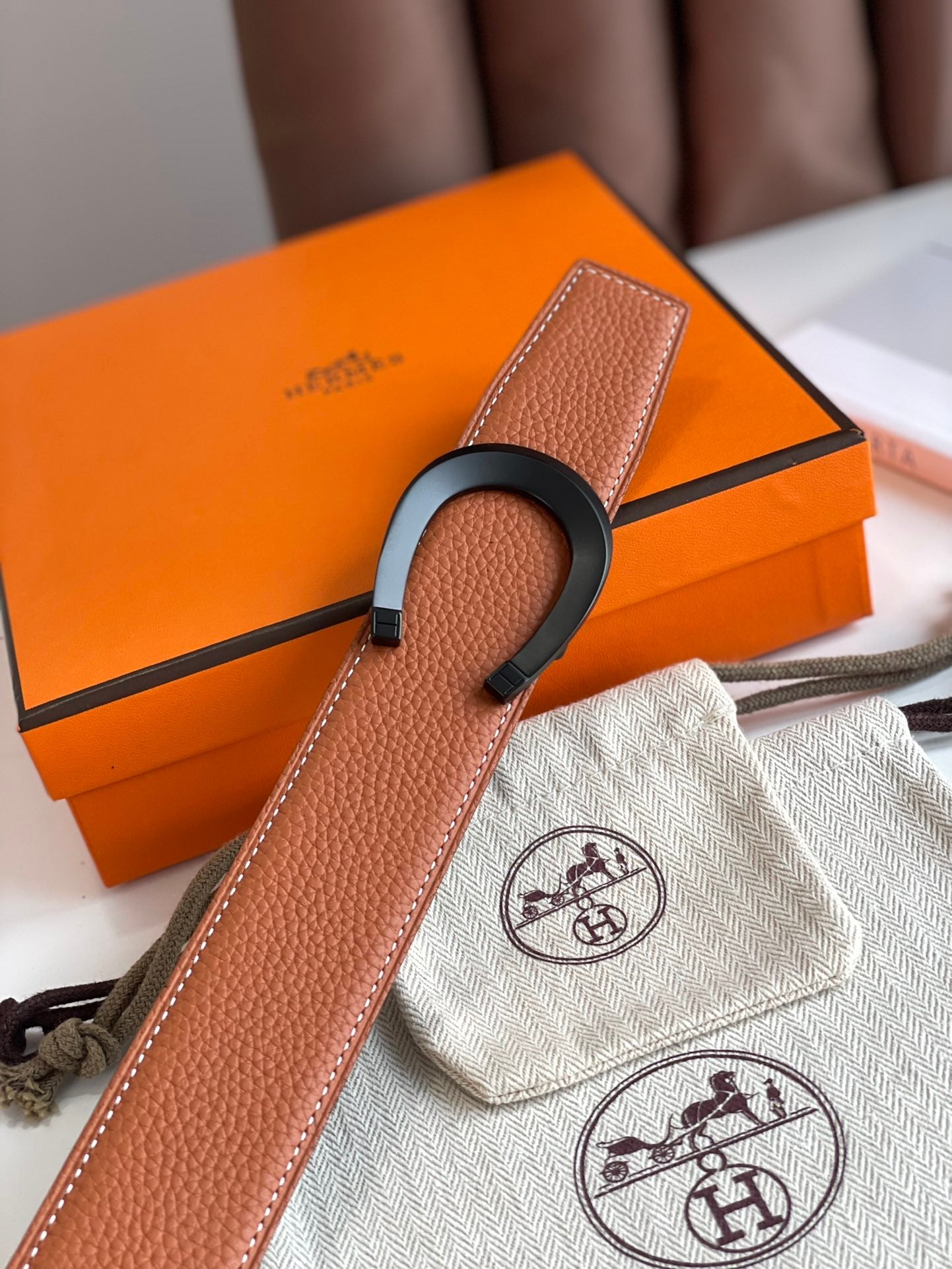 HM LUCK BELT BUCKLE & REVERSIBLE GINGER ORANGE AND BLACK LEATHER STRAP 38MM - 30