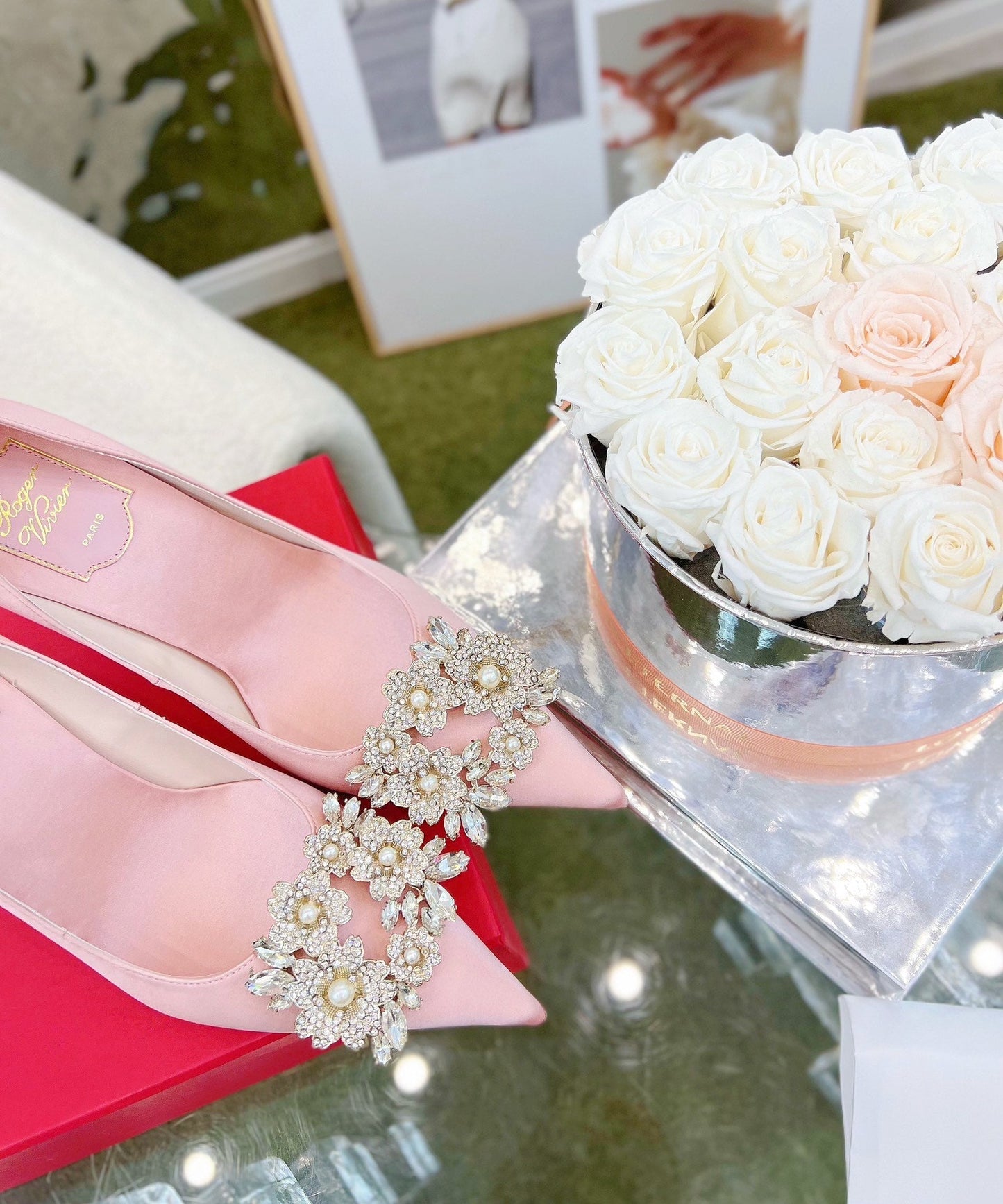 EFFLORESCENCE POINTED-TOE PUMPS IN YOUR PINK SATIN WITH CRYSTAL BUCKLE - 35
