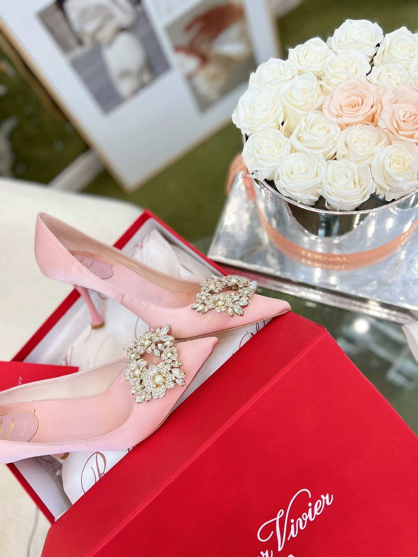 EFFLORESCENCE POINTED-TOE PUMPS IN YOUR PINK SATIN WITH CRYSTAL BUCKLE - 35