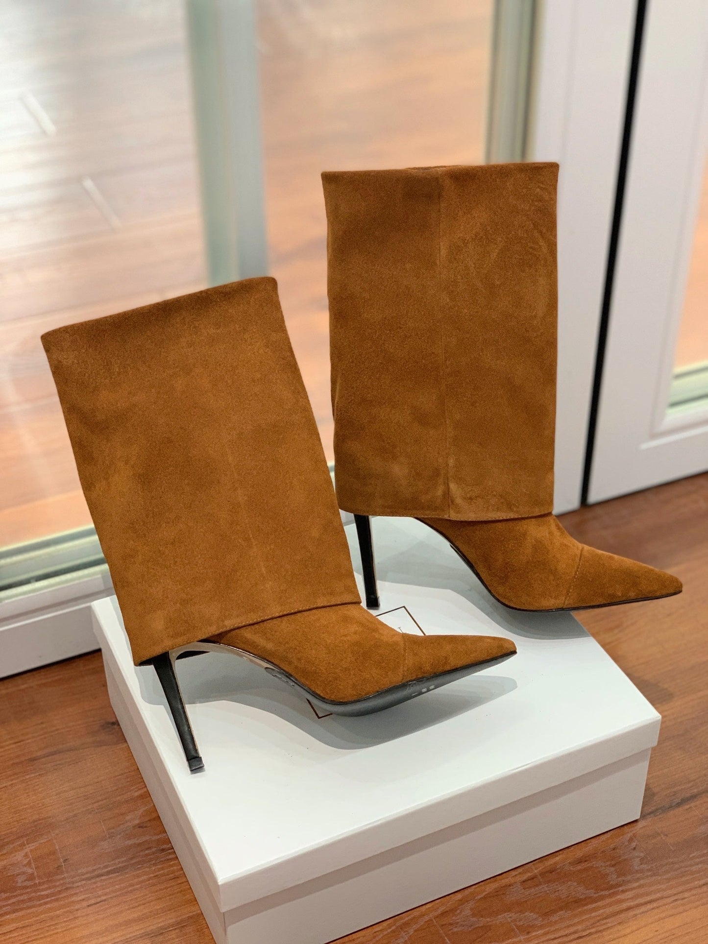 ЧОБОТИ BALMAIN 26S 105 ММ З КОРИЧНЕВОЇ ЗАМШІ