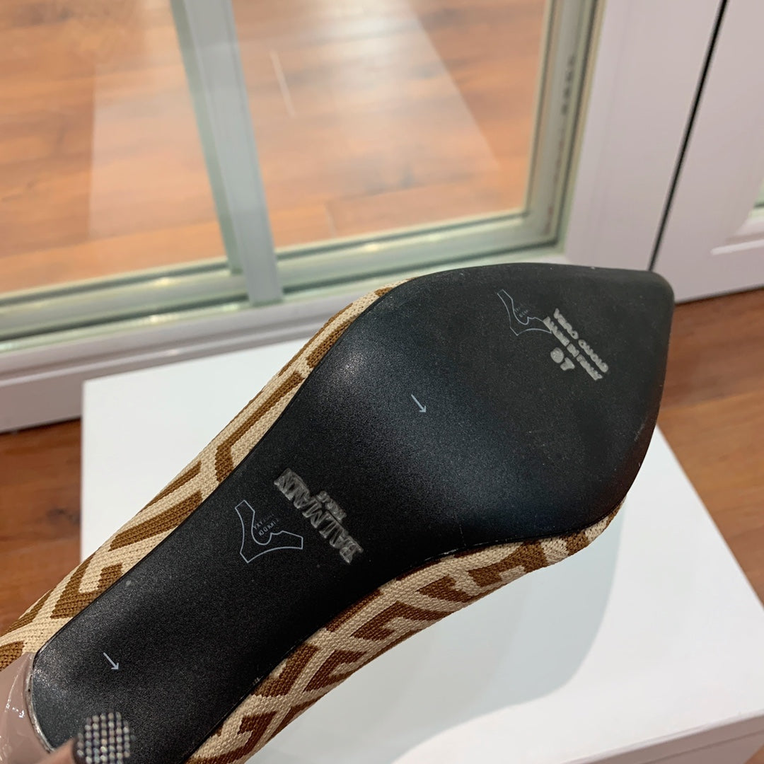 ЧЕРЕВИКИ BALMAIN 26S 105 ММ З КОРИЧНЕВО-БЕЖЕВОГО МАТЕРІАЛУ В СТИЛІ FLYKNIT СТИЛЬ 10