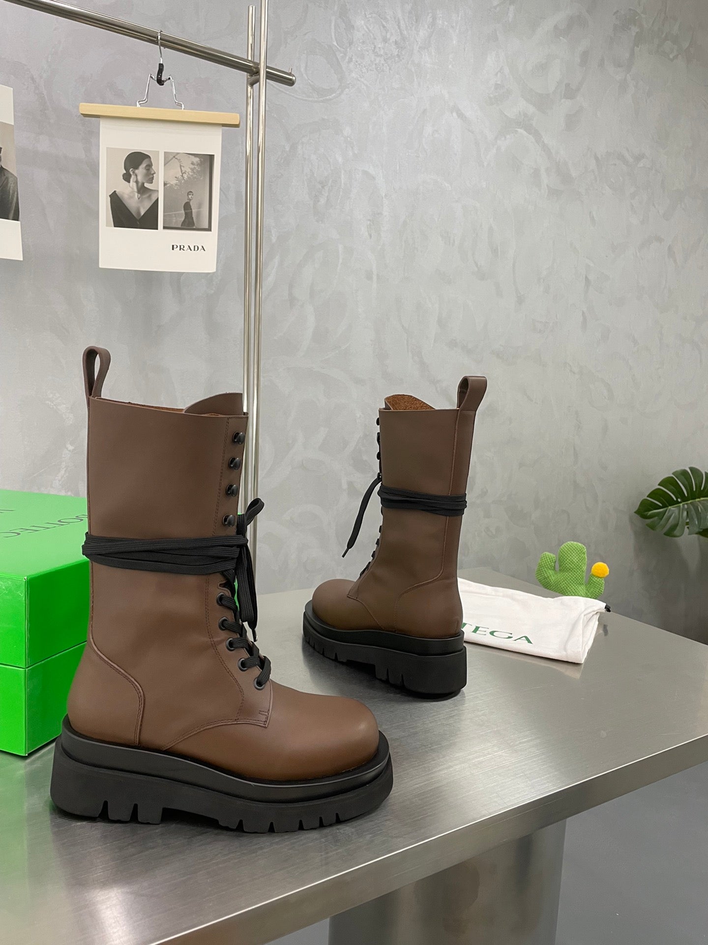 LUG LACE-UP BOOT IN CHOCOLATE BROWN CALFSKIN 7 CM - 34