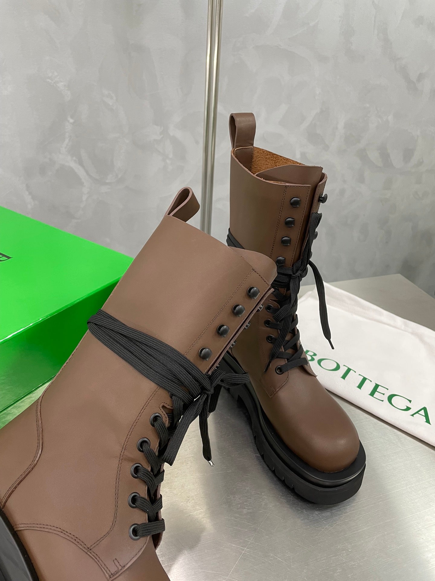 LUG LACE-UP BOOT IN CHOCOLATE BROWN CALFSKIN 7 CM - 34
