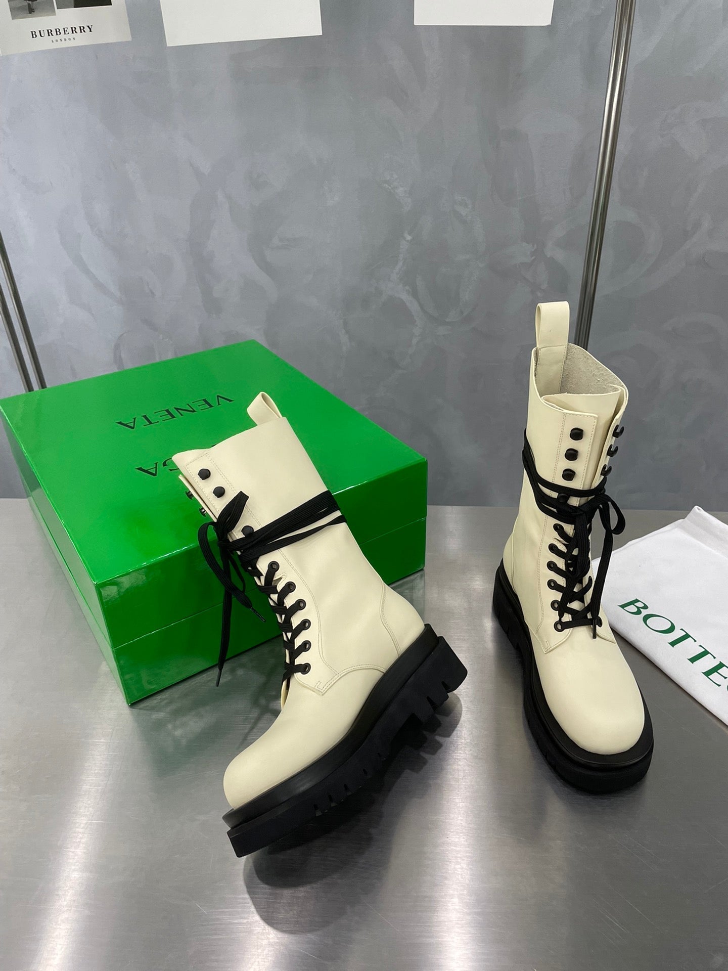 LUG LACE-UP BOOT IN BEIGE CREAM CALFSKIN 7 CM - 34