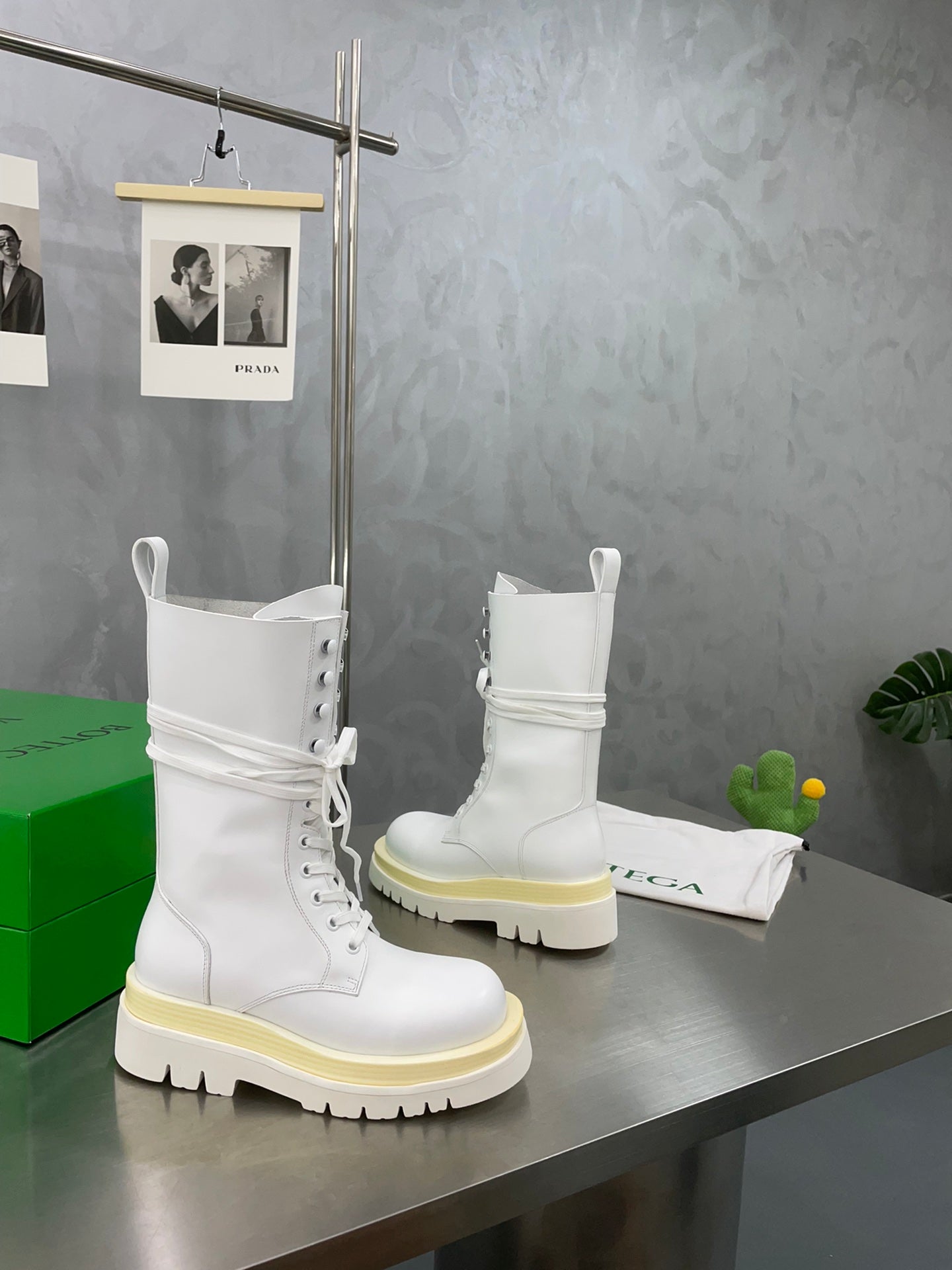 LUG LACE-UP BOOT IN WHITE CALFSKIN 7 CM - 34