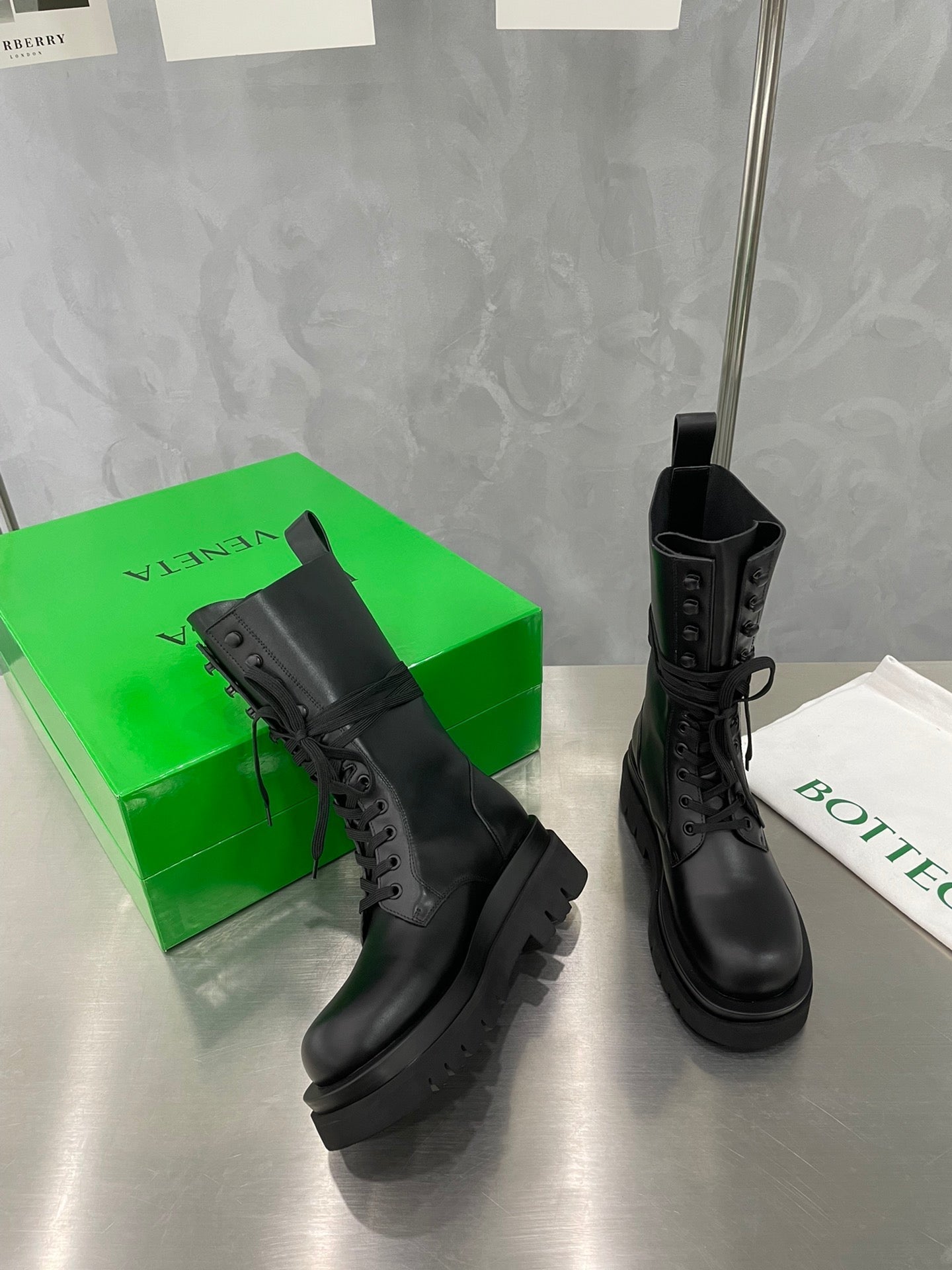 LUG LACE-UP BOOT IN BLACK CALFSKIN 7 CM - 34