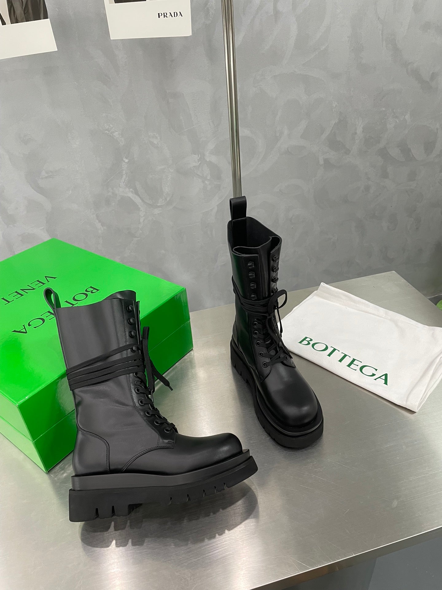 LUG LACE-UP BOOT IN BLACK CALFSKIN 7 CM - 34