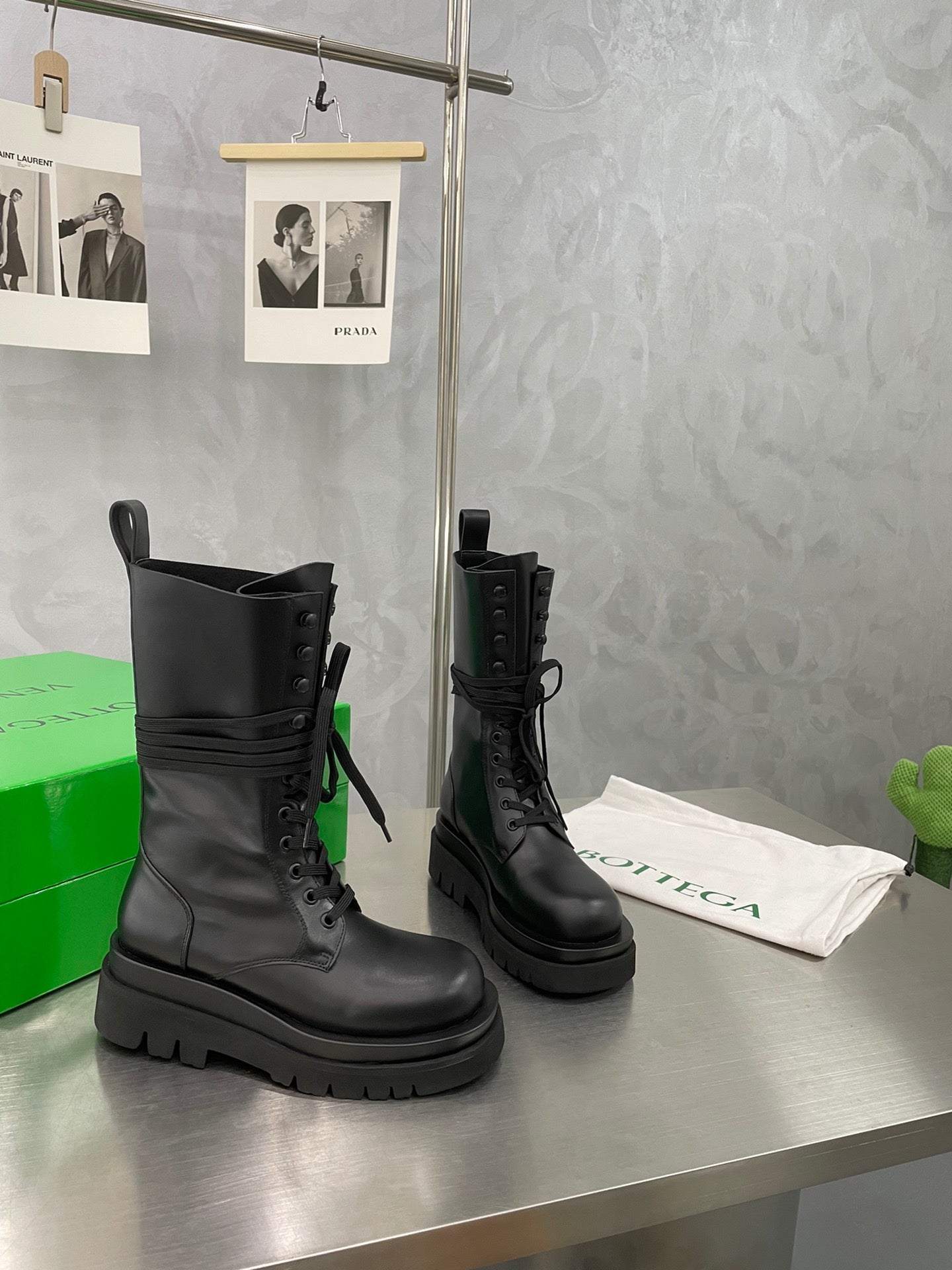 LUG LACE-UP BOOT IN BLACK CALFSKIN 7 CM - 34
