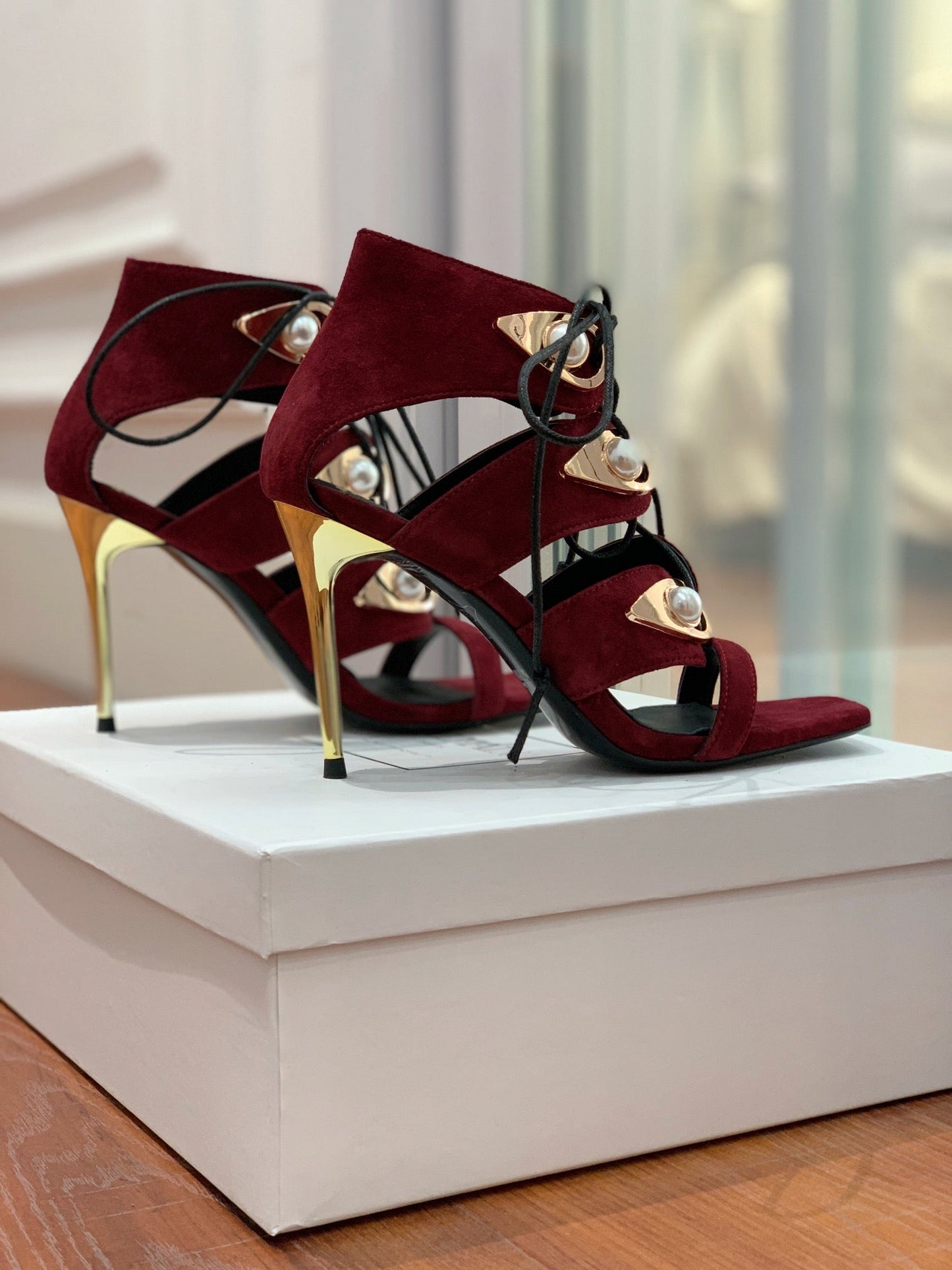 BALMAIN 25S HIGH HEELS 95MM IN OXBLOOD SUEDE WITH PEARL - 36