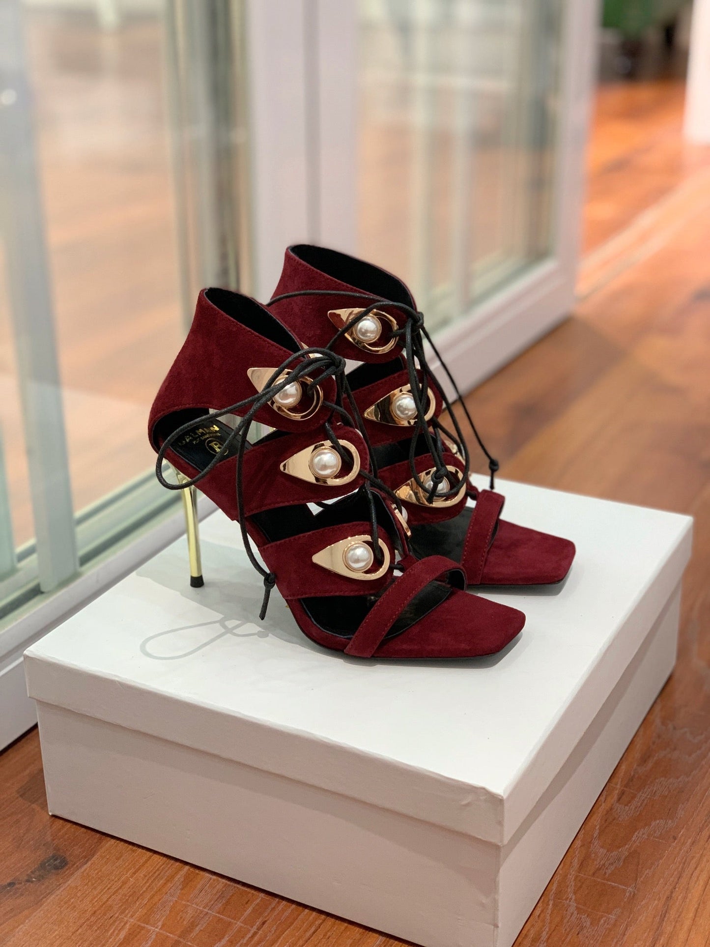 BALMAIN 25S HIGH HEELS 95MM IN OXBLOOD SUEDE WITH PEARL - 36