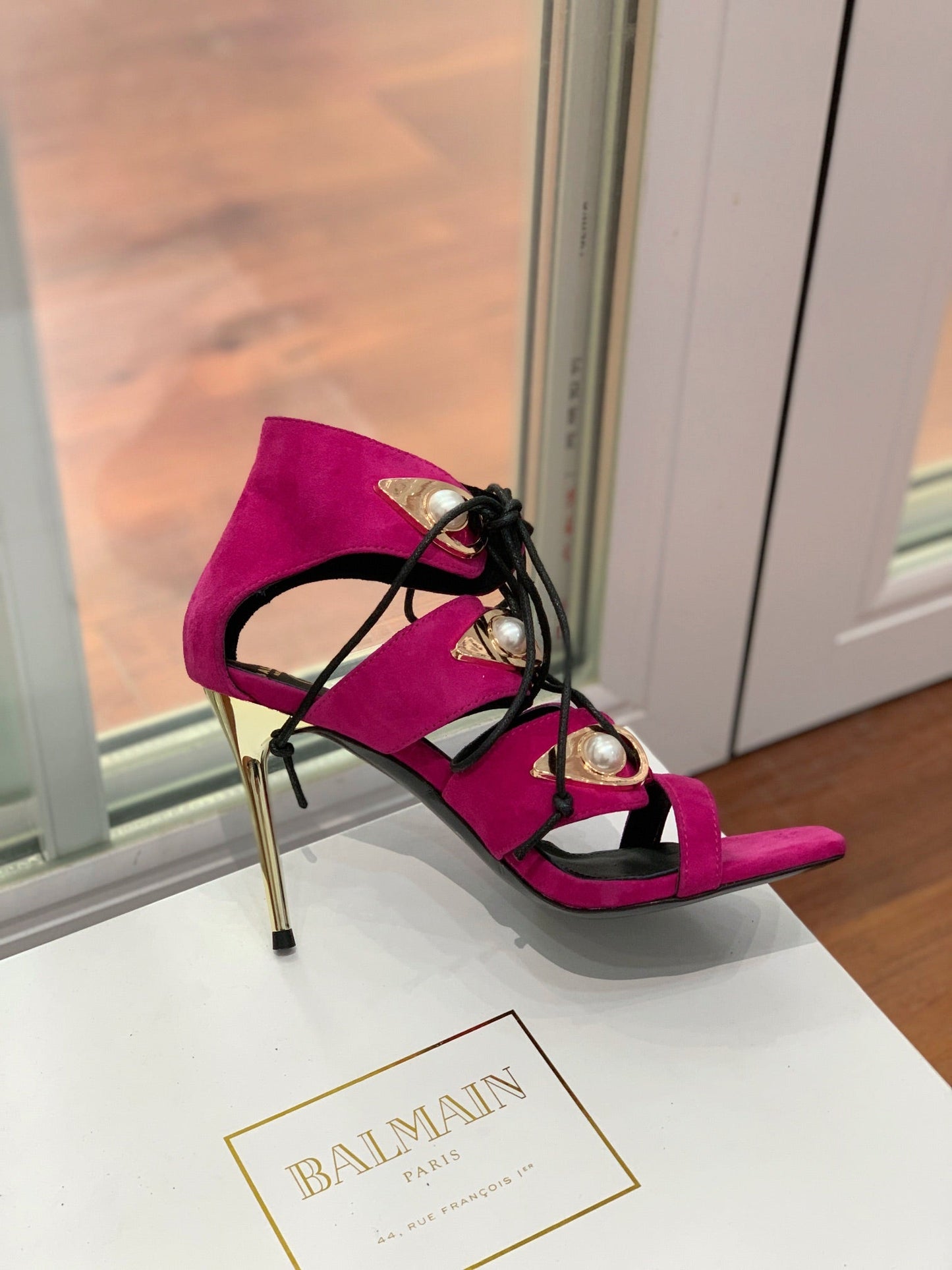 BALMAIN 25S HIGH HEELS 95MM IN FUCHSIA SUEDE WITH PEARL - 36