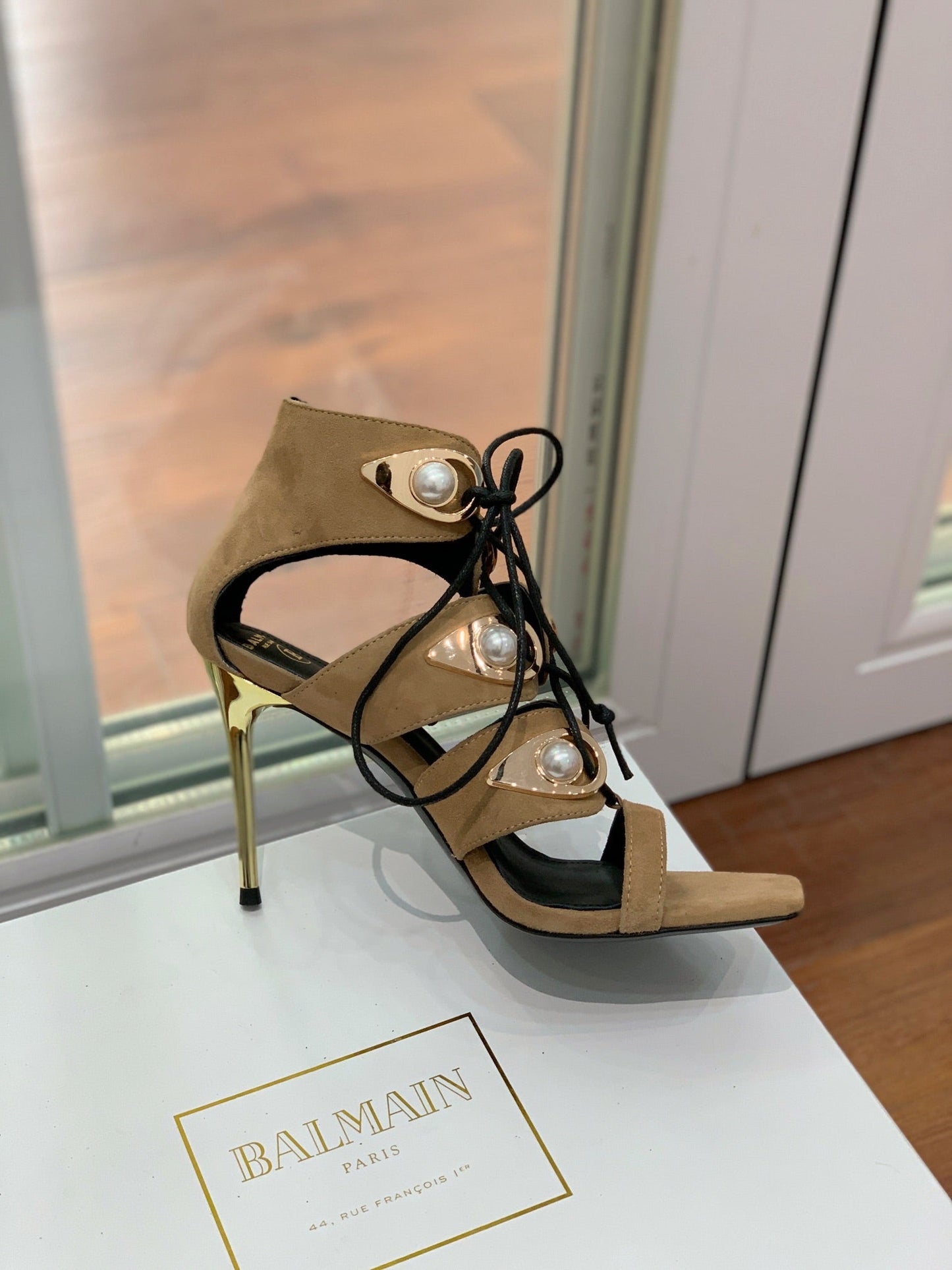 BALMAIN 25S HIGH HEELS 95MM IN LIGHT BROWN SUEDE WITH PEARL - 36