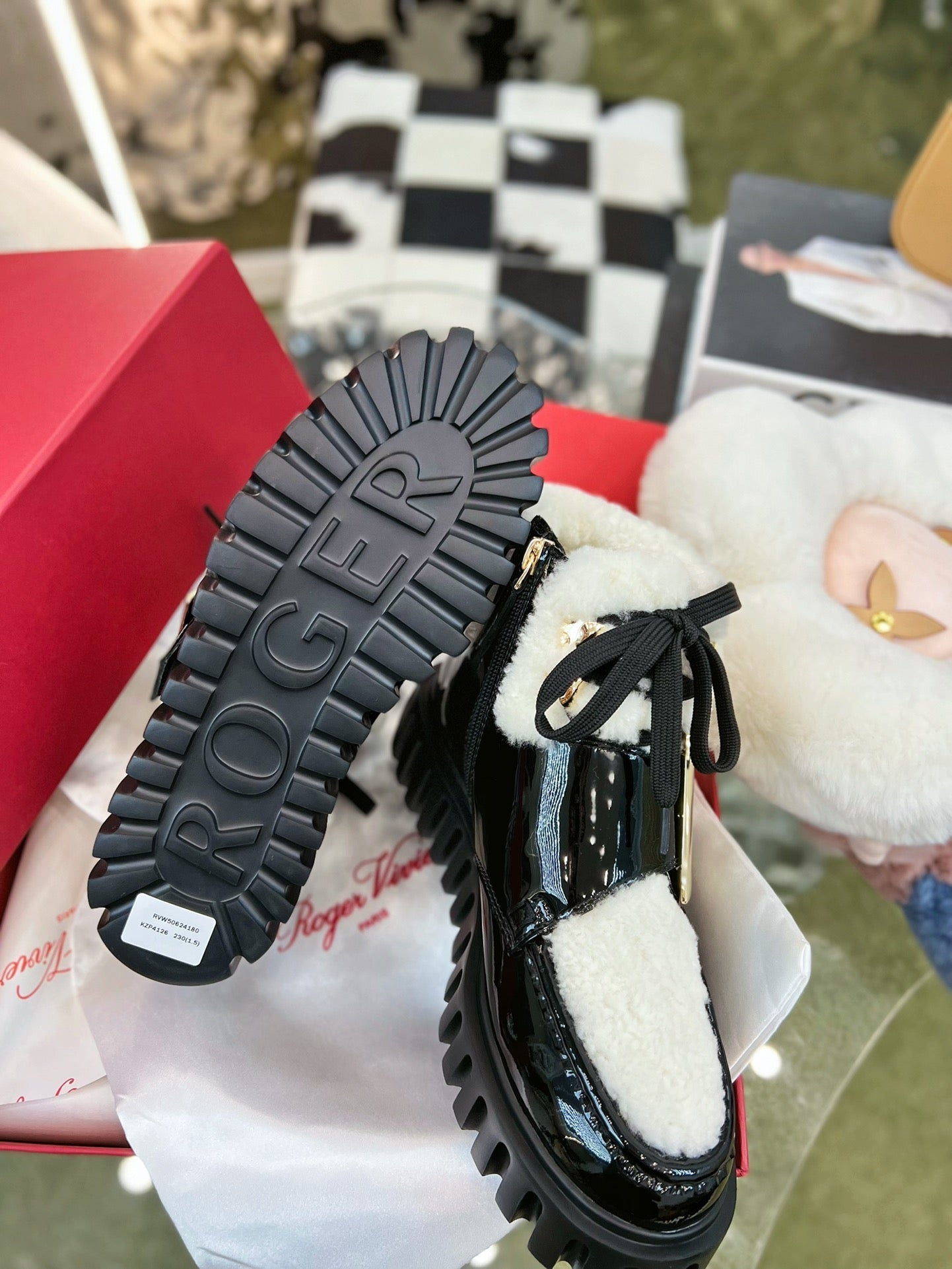 VIV' GO THICK ANKLE BOOTS IN BLACK CALFSKIN AND SHEARLING WITH GOLD BUCKLE - 35