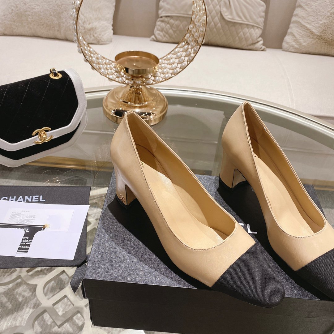 cc pump 6.5 beige black lambskin - 35
