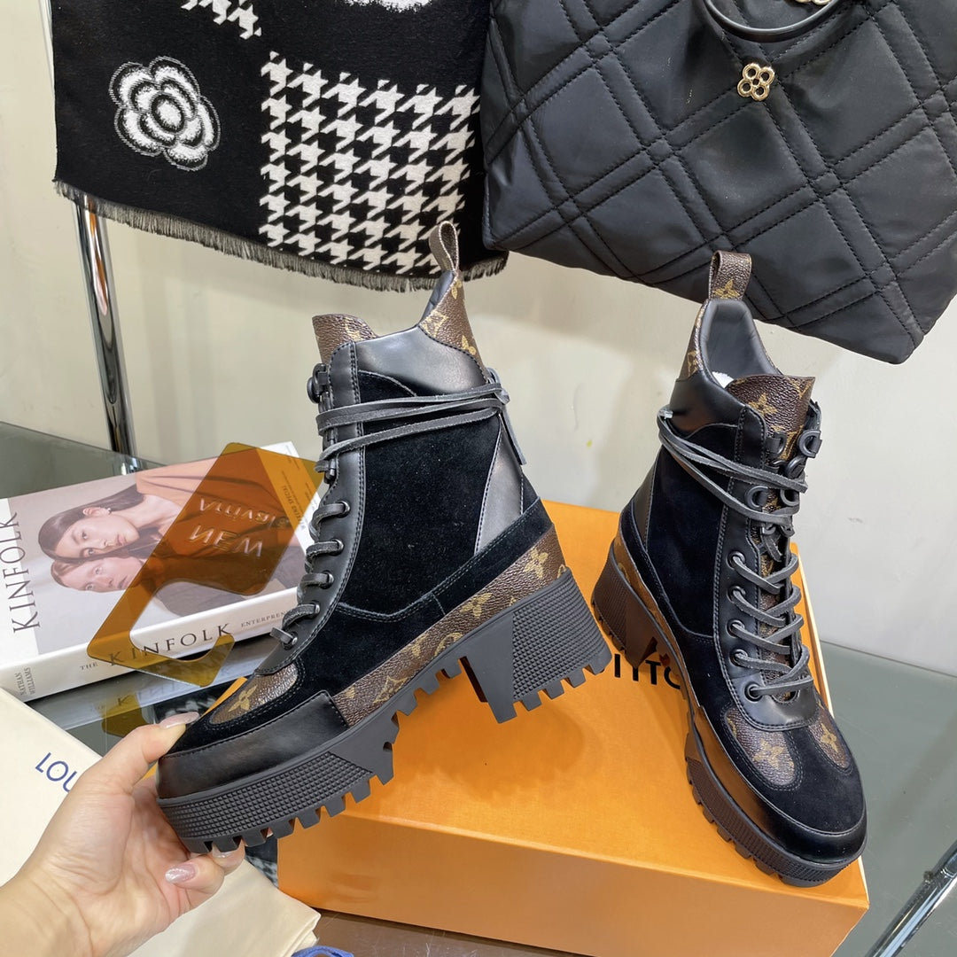 LAUREATE PLATFORM BOOTS IN BLACK SUEDE AND CHOCOLATE BROWN CALFSKIN - 35