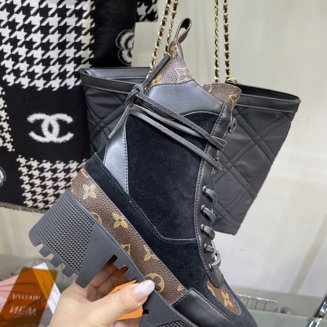 LAUREATE PLATFORM BOOTS IN BLACK SUEDE AND CHOCOLATE BROWN CALFSKIN - 35