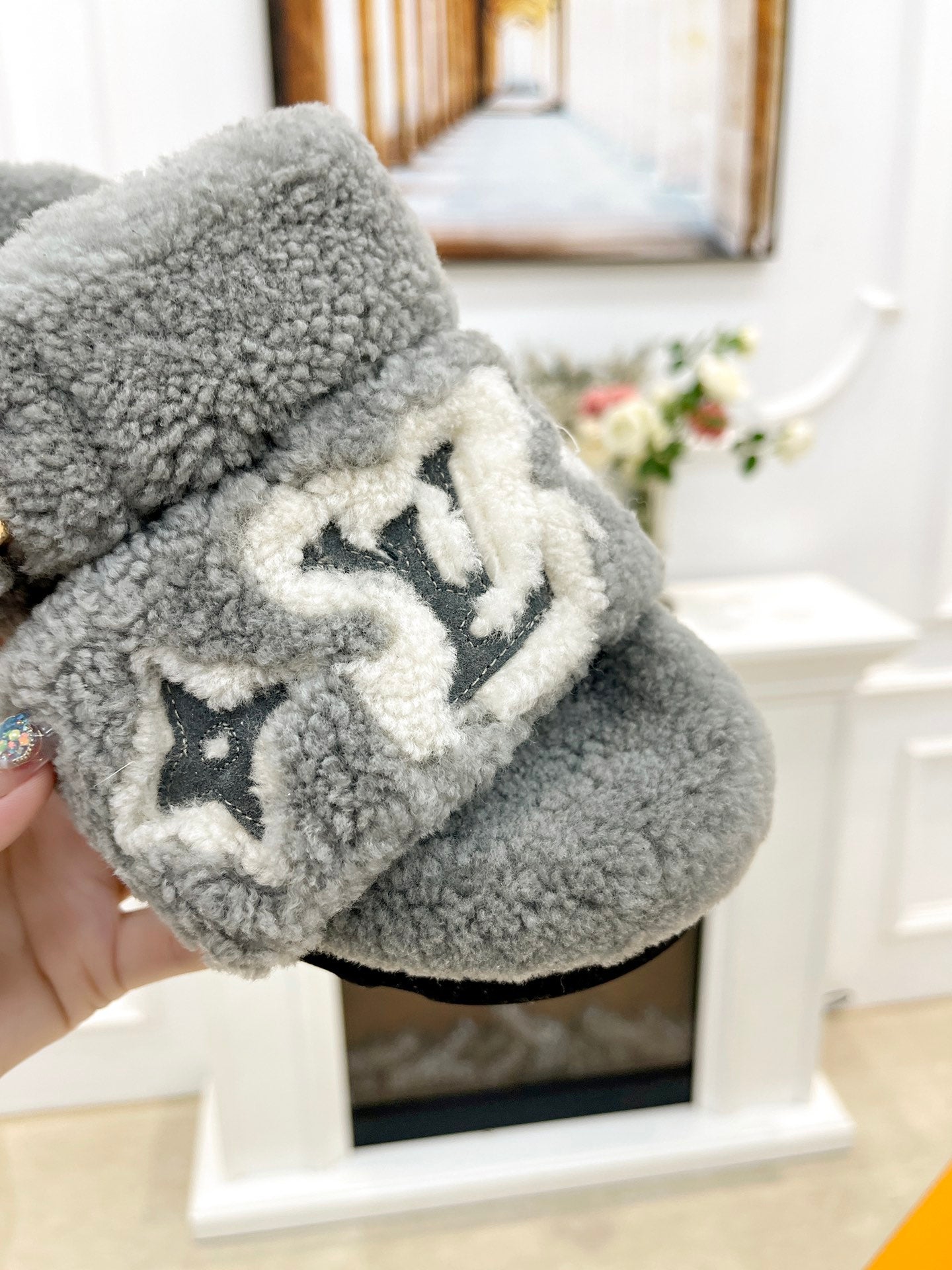 DAD SANDAL MULE IN SHADOW GRAY MIX WHITE FLEECE - 35