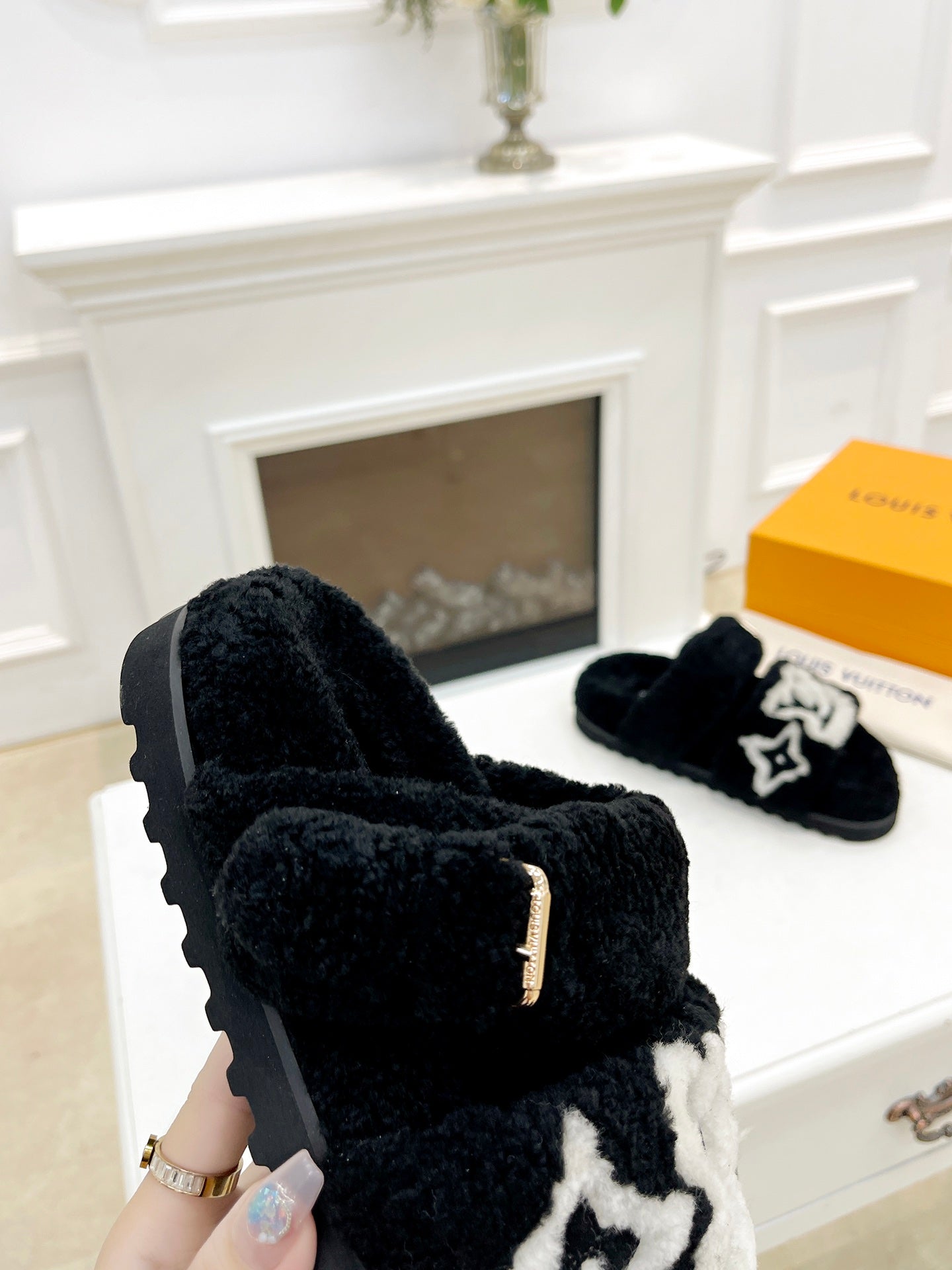 DAD SANDAL MULE IN BLACK MIX WHITE FLEECE - 35