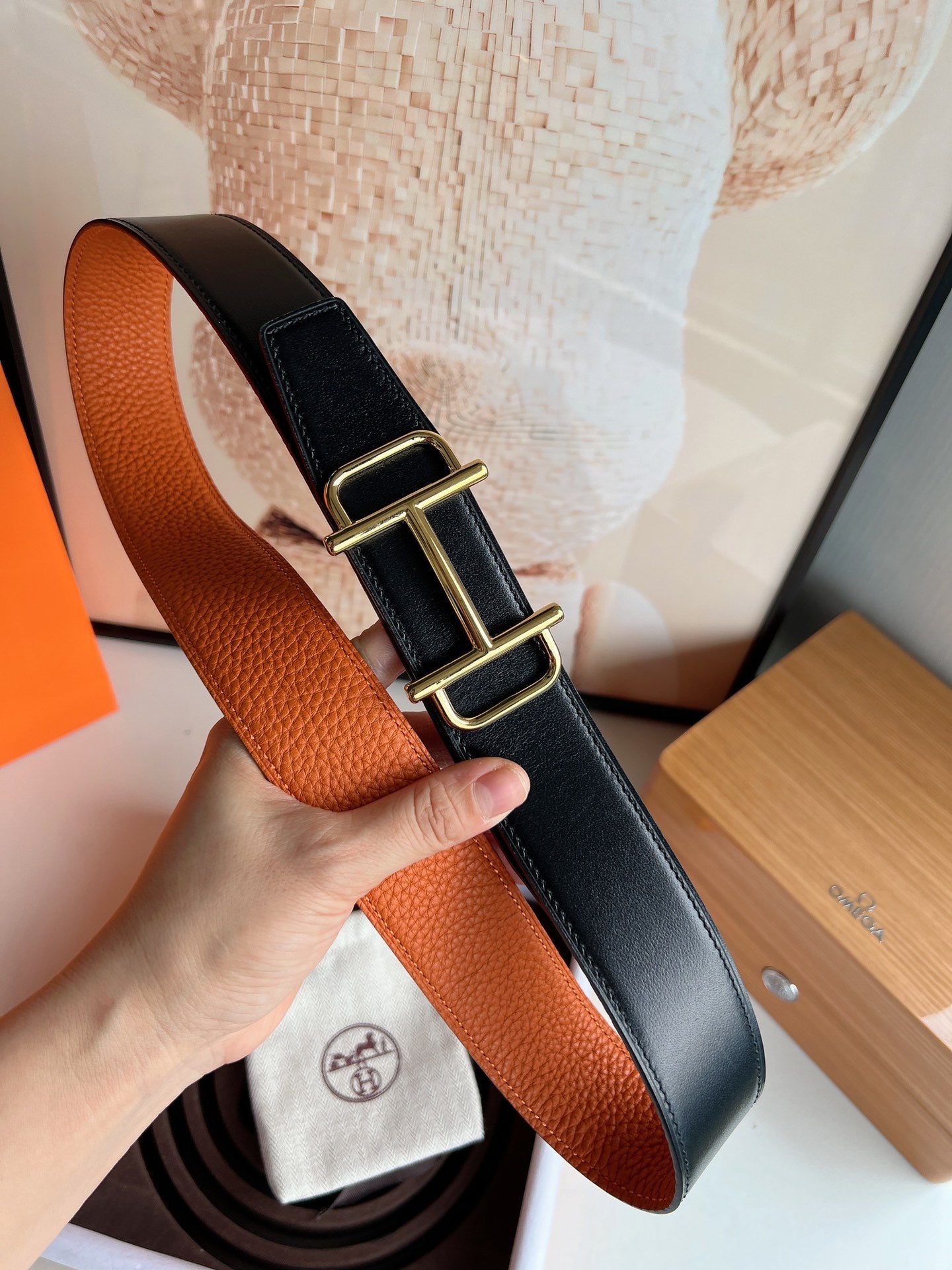 HM ROYAL BELT BUCKLE & REVERSIBLE NOIR AND ORANGE LEATHER STRAP 32 MM GOLD HARDWARE - 30